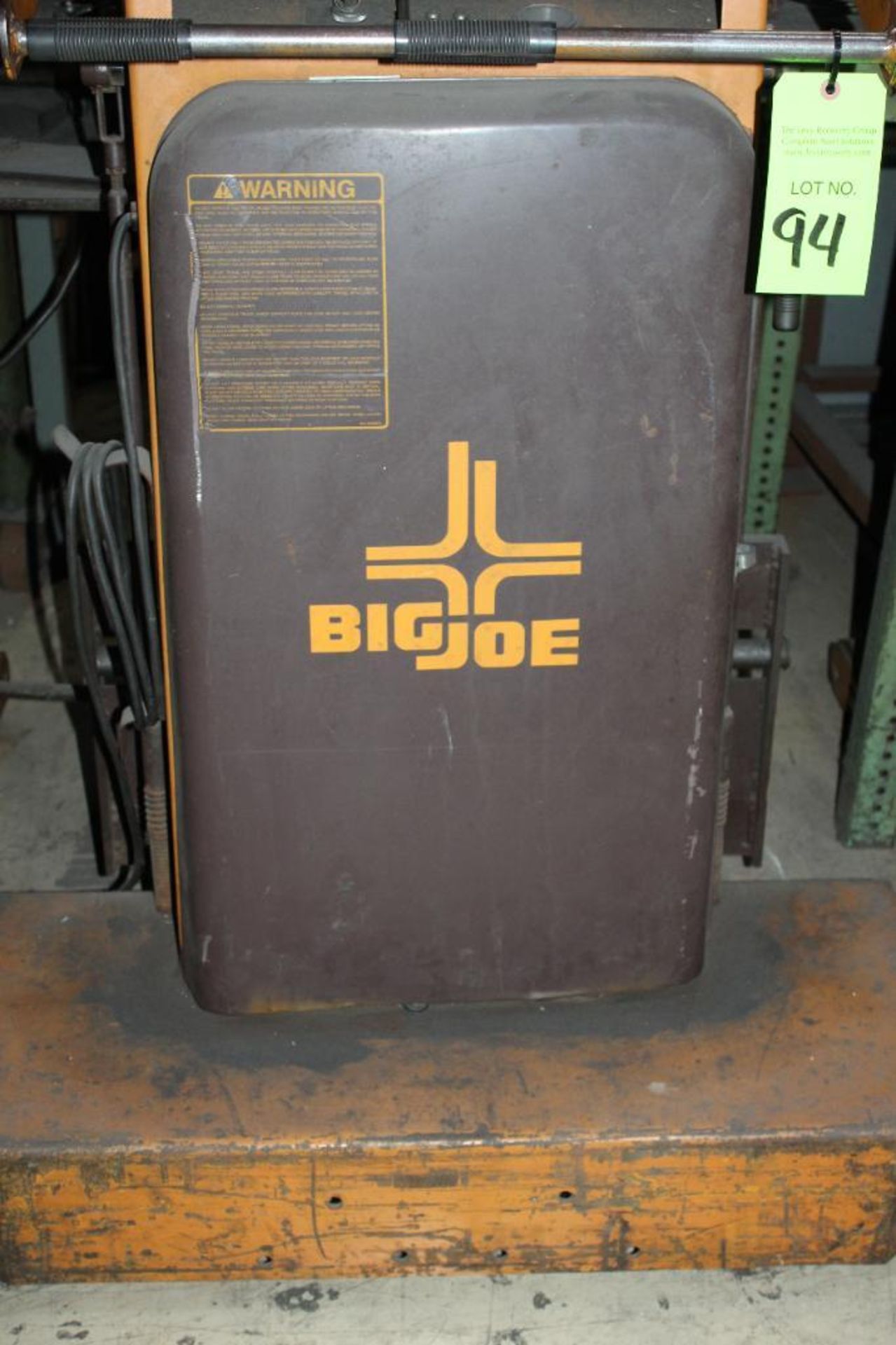 Big Air Joe Electric Forklift Model 1518-T12 1500LB. Capacity - Image 3 of 10