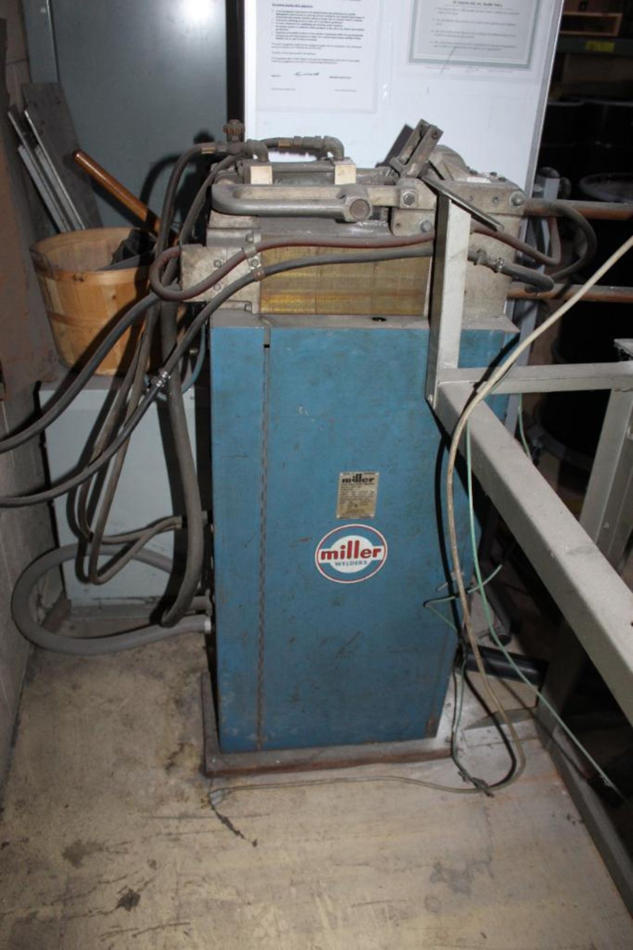 Portable Miller Spot Welder Model MDS 20 AFT - Image 6 of 8