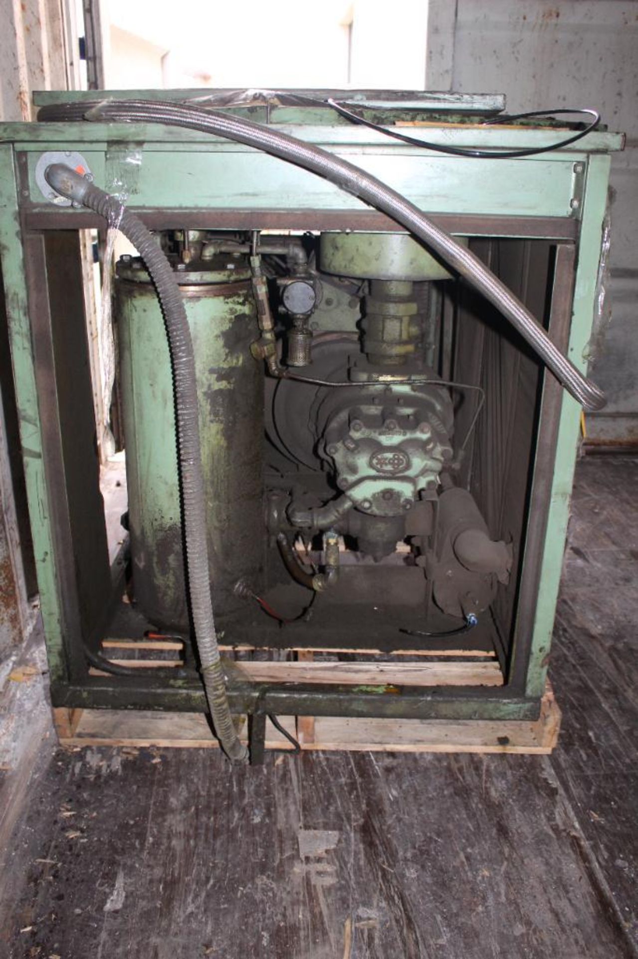 SullAir Air Compressor Model 10B-25 AOAO - Image 5 of 14