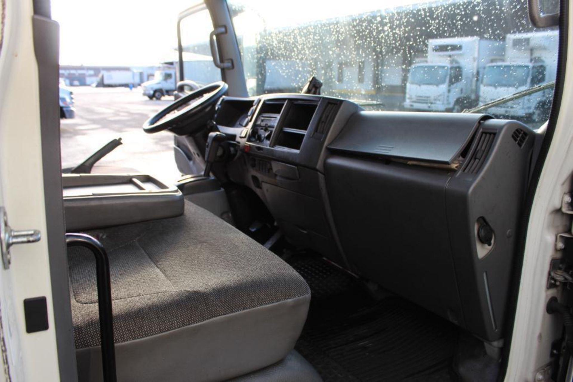 2015 Isuzu NQR Diesel Truck - Image 18 of 34