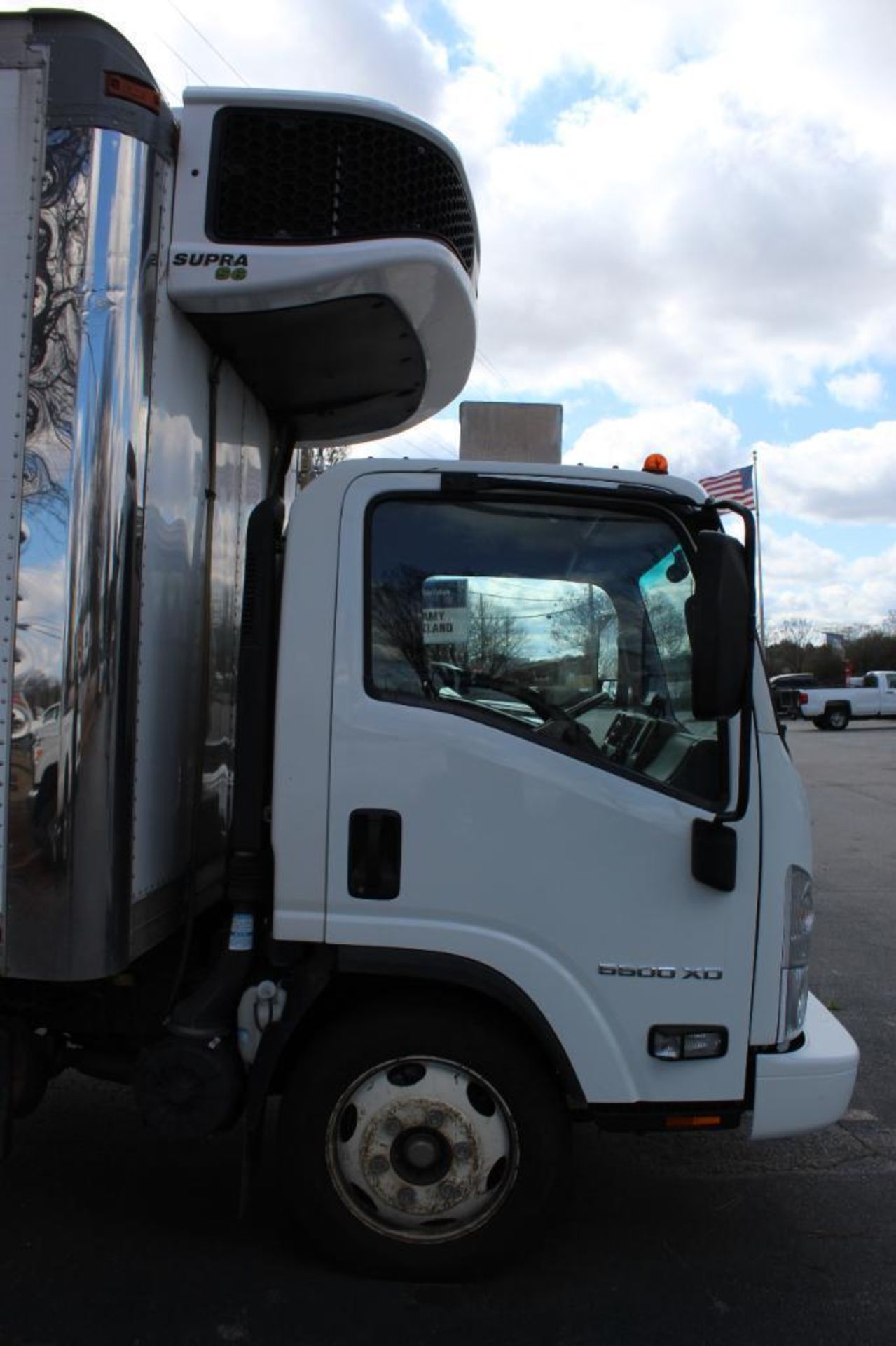 2020 Chevy 5500XD Diesel Truck - Image 8 of 38