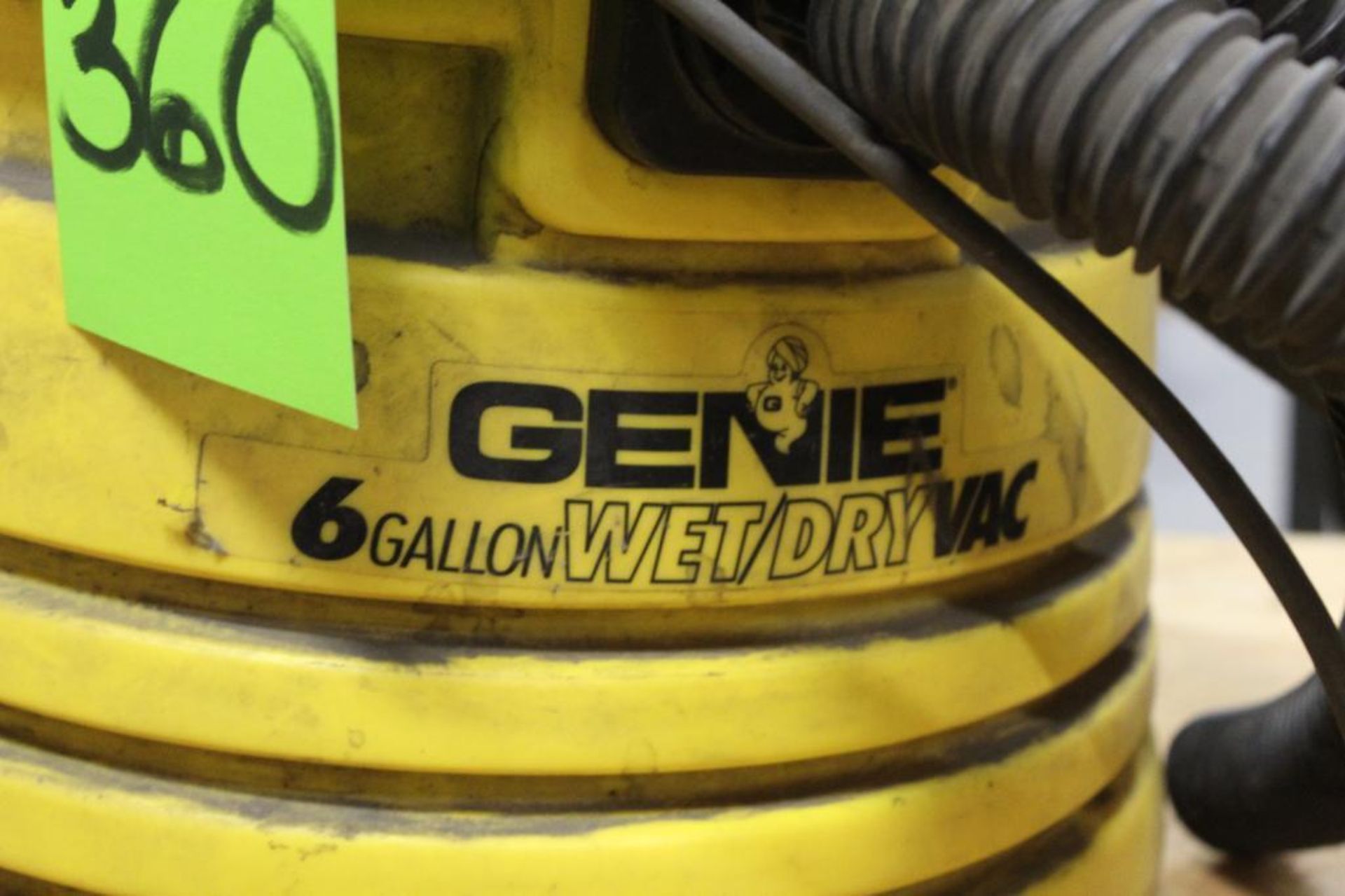 Genie 6 Gallon Wet/Dry Vac - Image 2 of 3