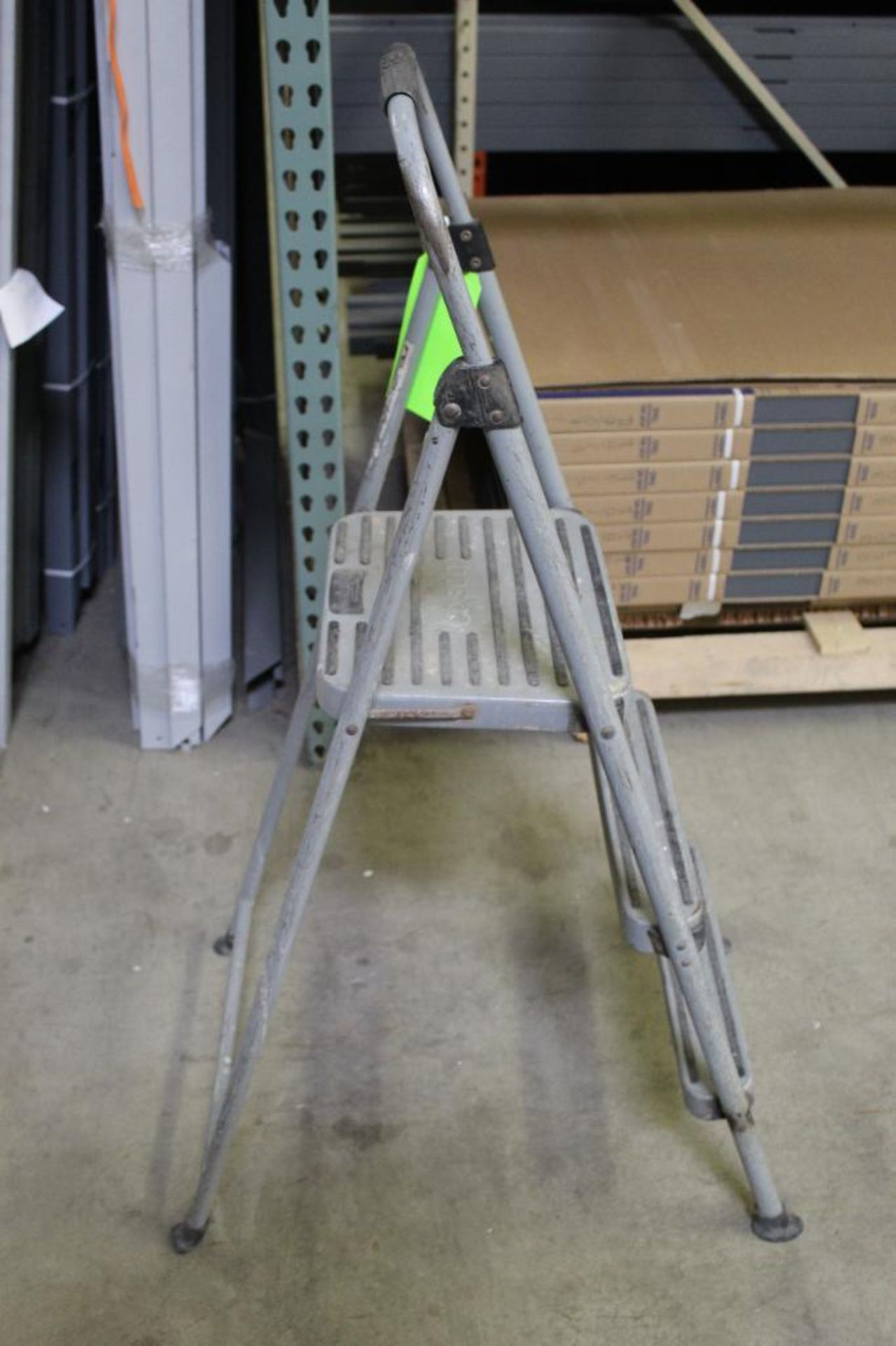 Cosco 3' Ladder - Image 3 of 3