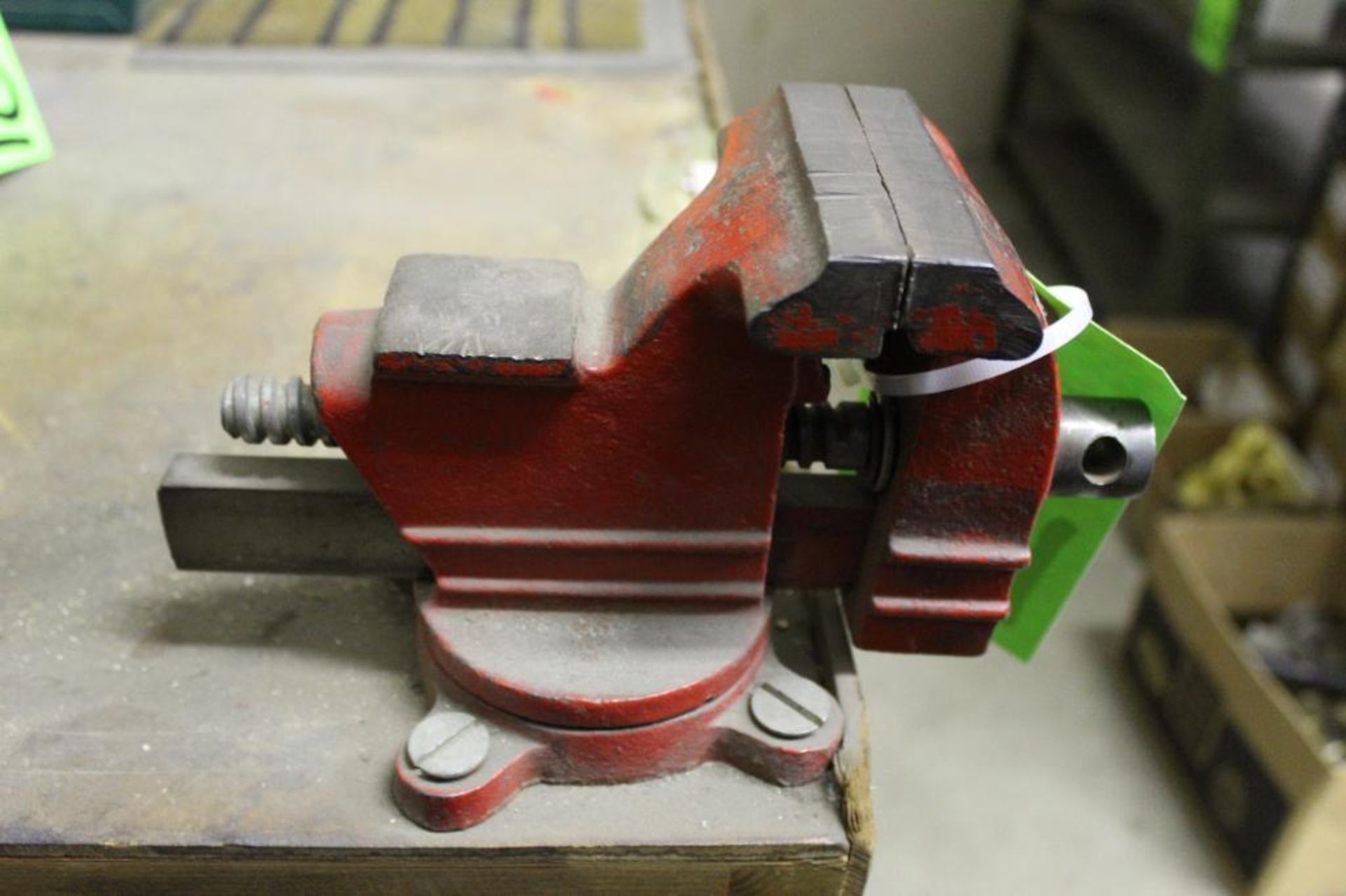 Columbian 1035 4" Table Top Bench Vise