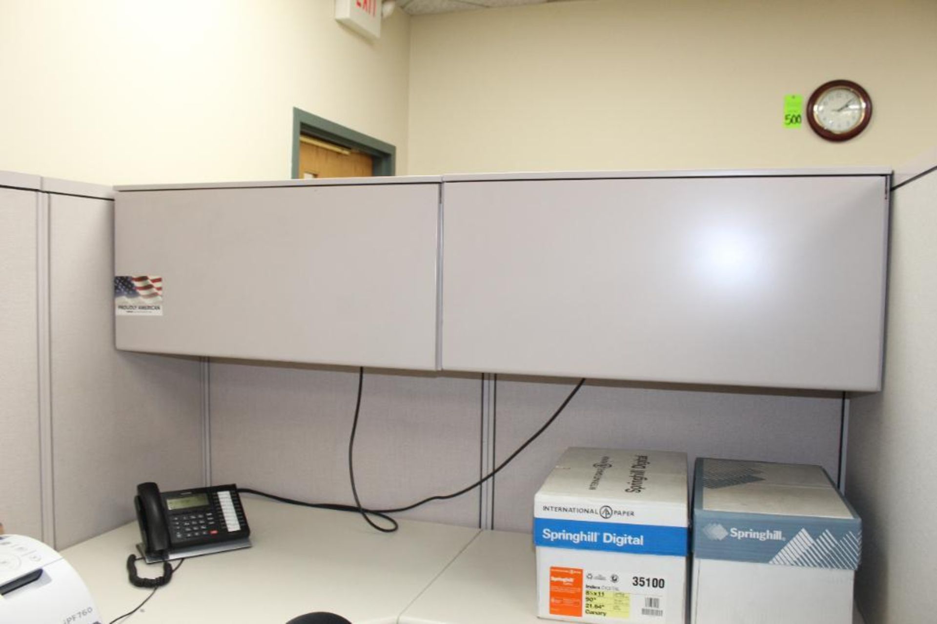 Office Desk with Wall Partitions - Image 4 of 5