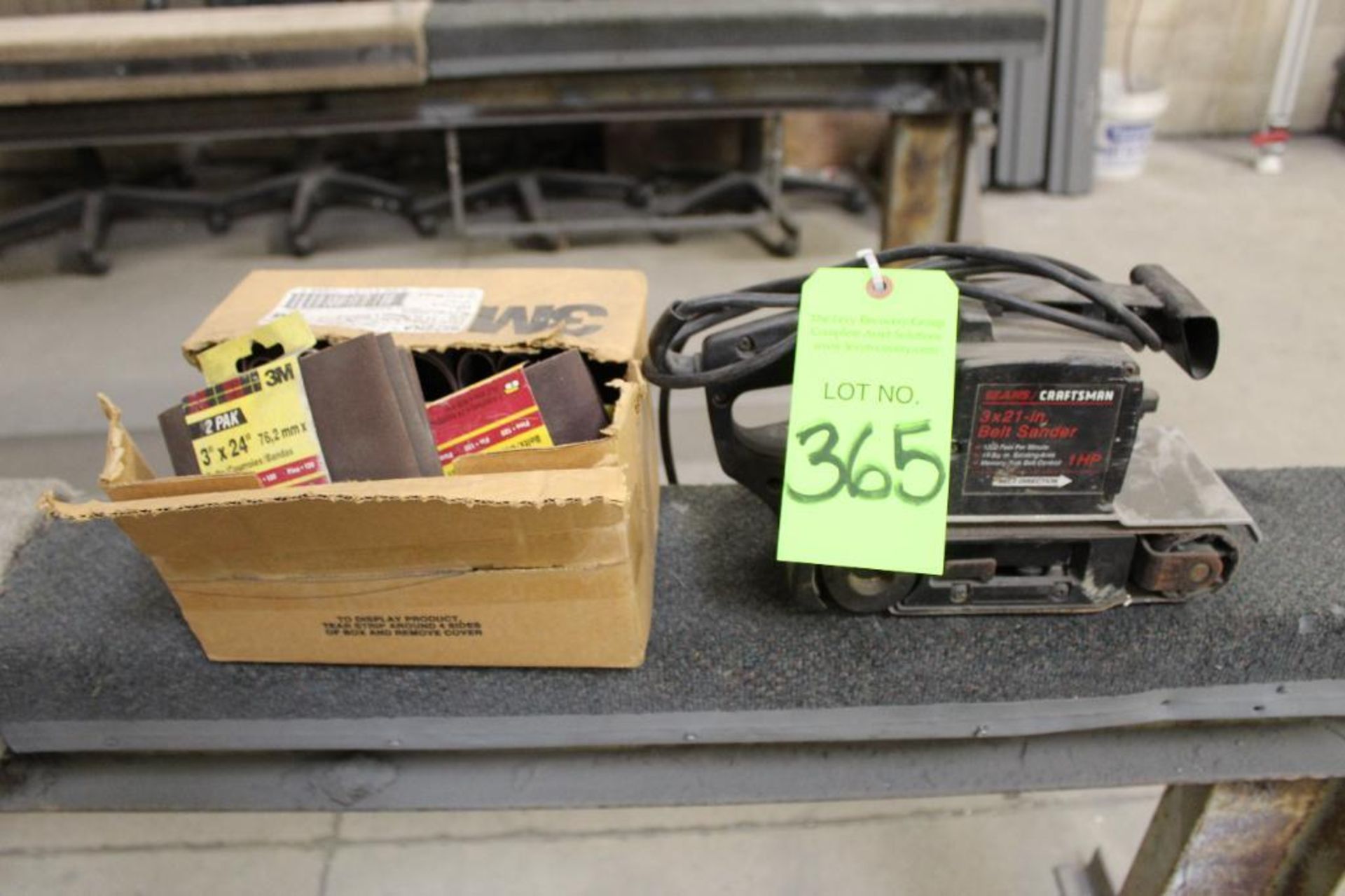 Sears Craftsman 3x21" Belt Sander w/ Box of Belts - Image 2 of 4