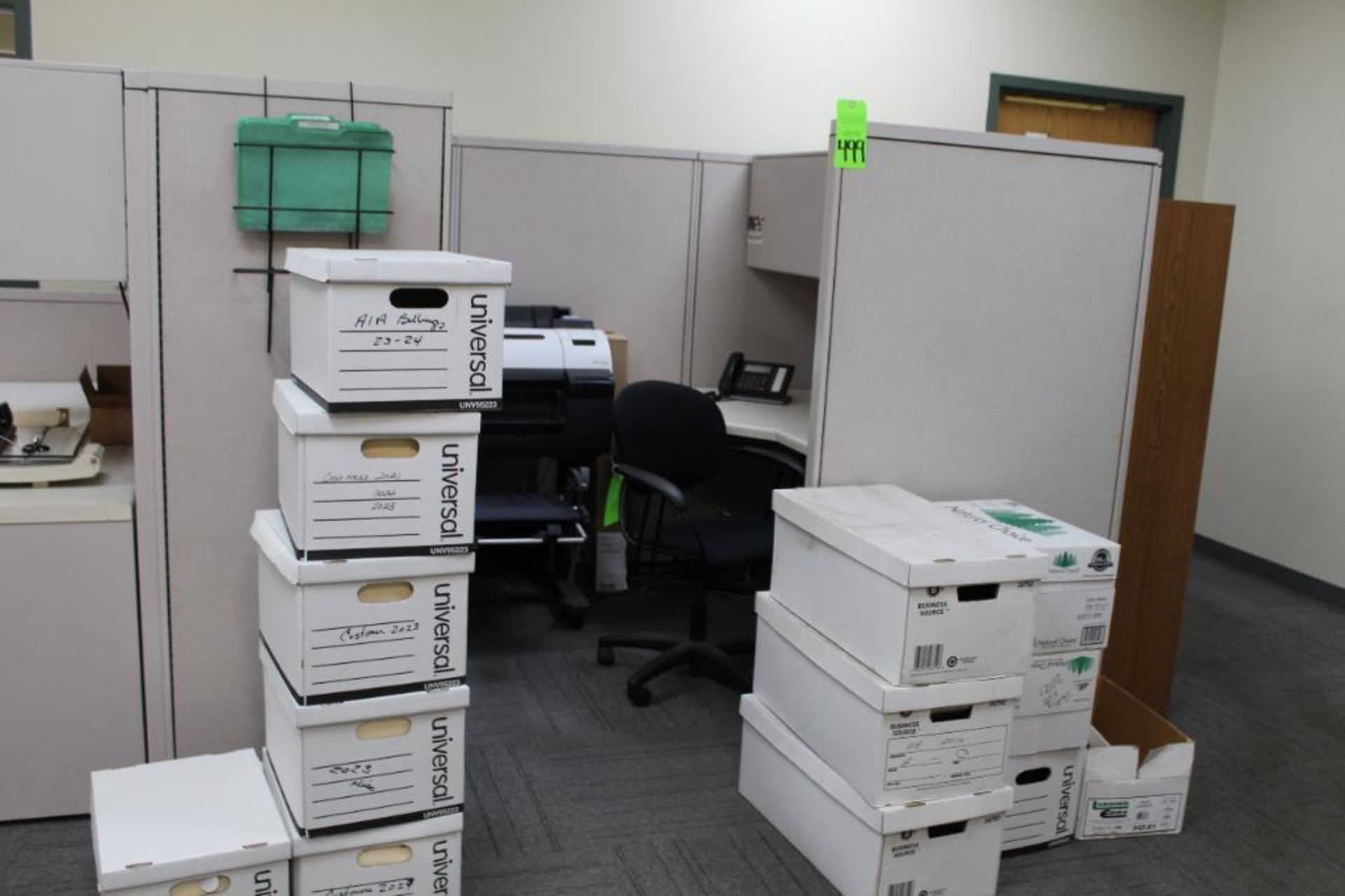 Office Desk with Wall Partitions