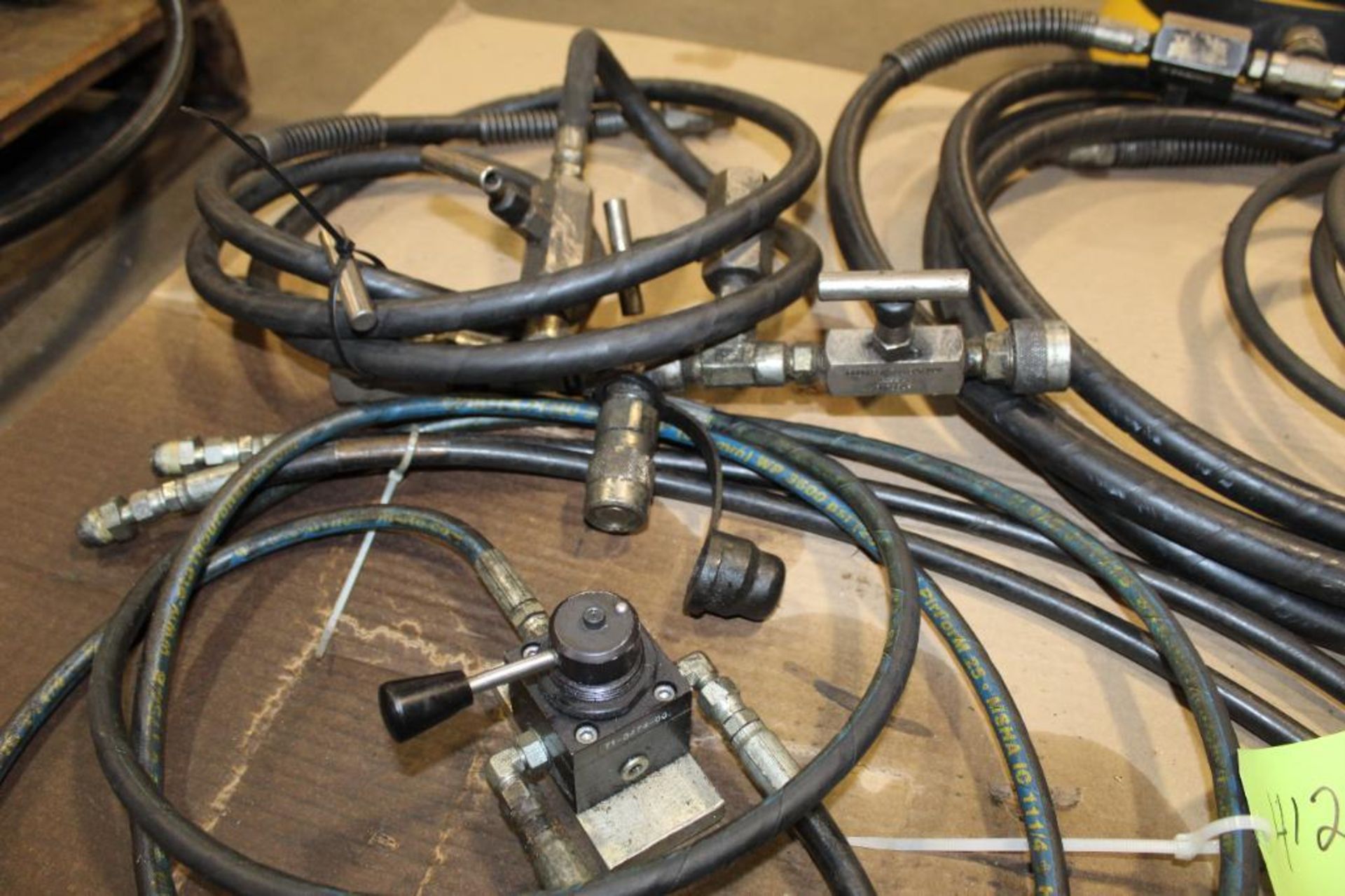 Lot of (5) Enterpac Hoses For Hydraulic Pumps w/ Splitters and Directional Valves - Image 5 of 6