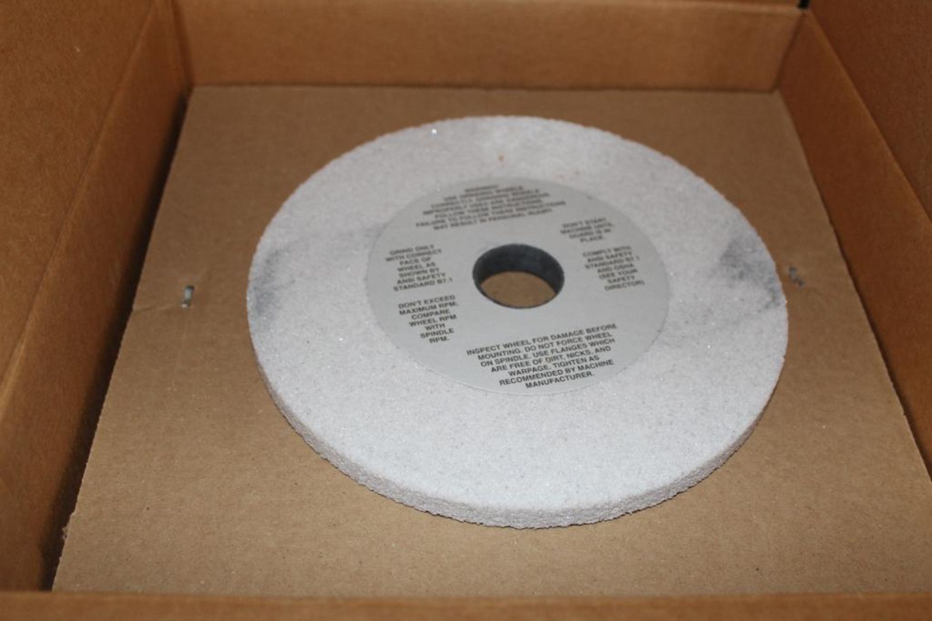 Lot of (12) Milacron Grinding Wheels PTS4033850D and (5) Milacron 8x1/2x1-1/4 Grinding Wheels Mh4043 - Image 2 of 4