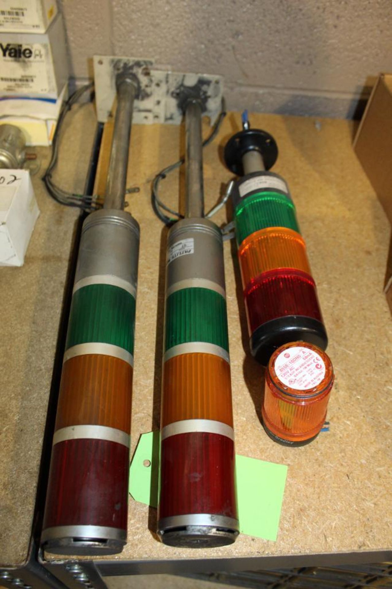 Lot of (4) Assorted Safety Signal Flashing Tower Lights - Image 4 of 4