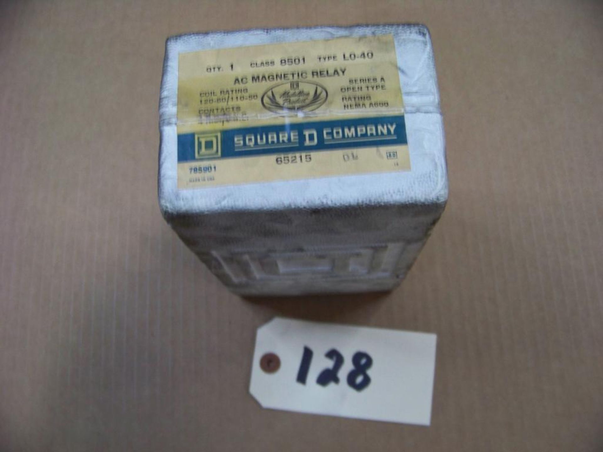 SQUARE D/ SCHNEIDER MAGNETIC RELAY, # 8501-60-40-V02, "NEW" - Image 2 of 3