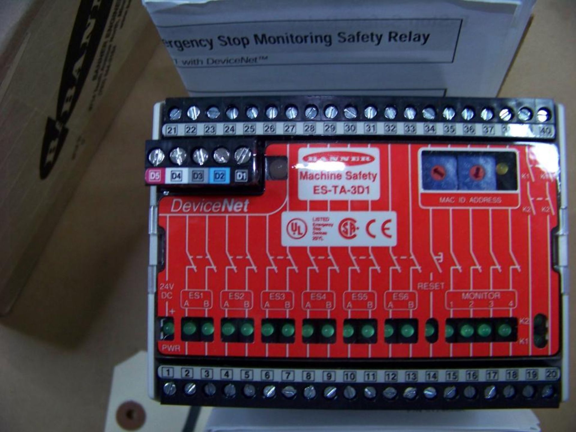 BANNER EMERGENCY STOP SWITCH, 24VDC, 6-2 LINE CHANNEL INPUTS, # ES-TA-3D1 - Image 2 of 2