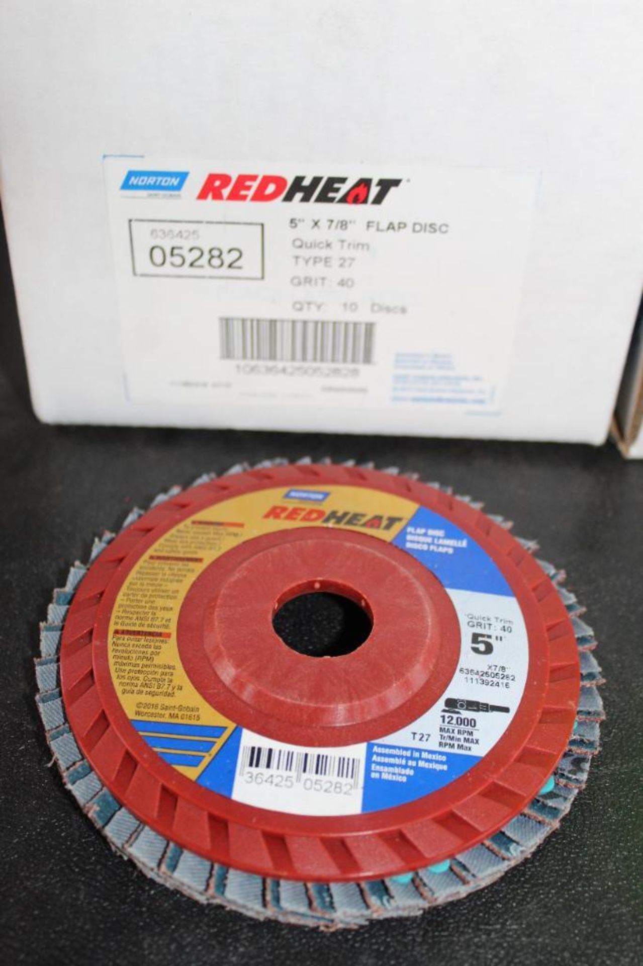 Lot of (3) Boxes (25 Total) Norton Red Heat and Blaze Flap Discs