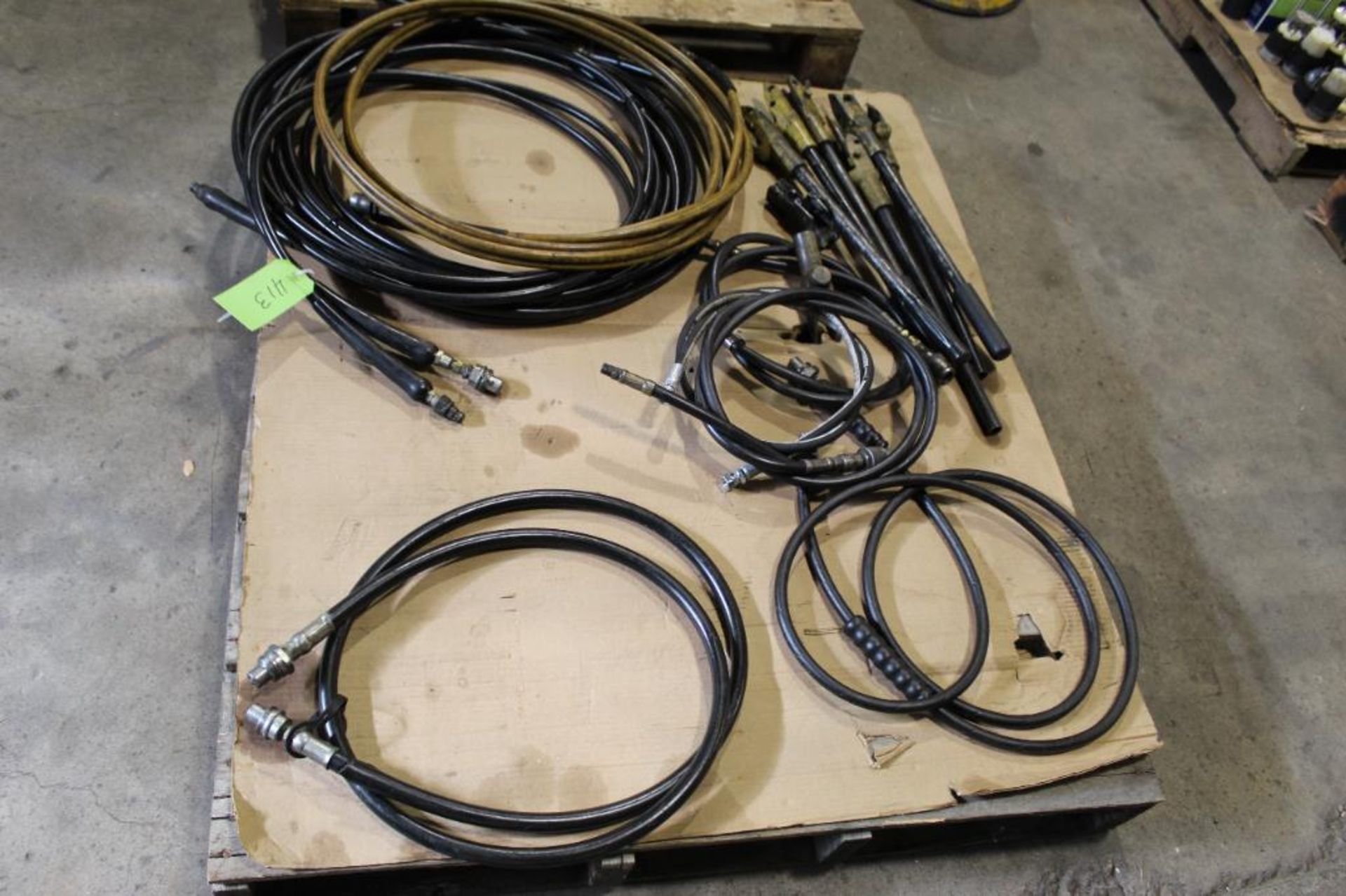 Lot of (6) Assorted Hoses and (6) Handles For Hydraulic Pumps - Image 4 of 5