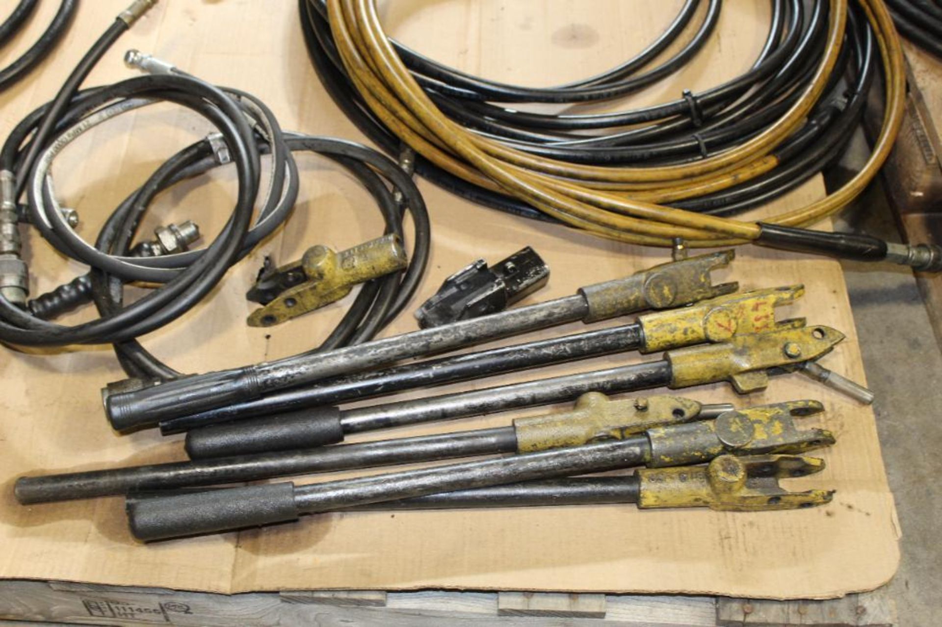 Lot of (6) Assorted Hoses and (6) Handles For Hydraulic Pumps - Image 5 of 5