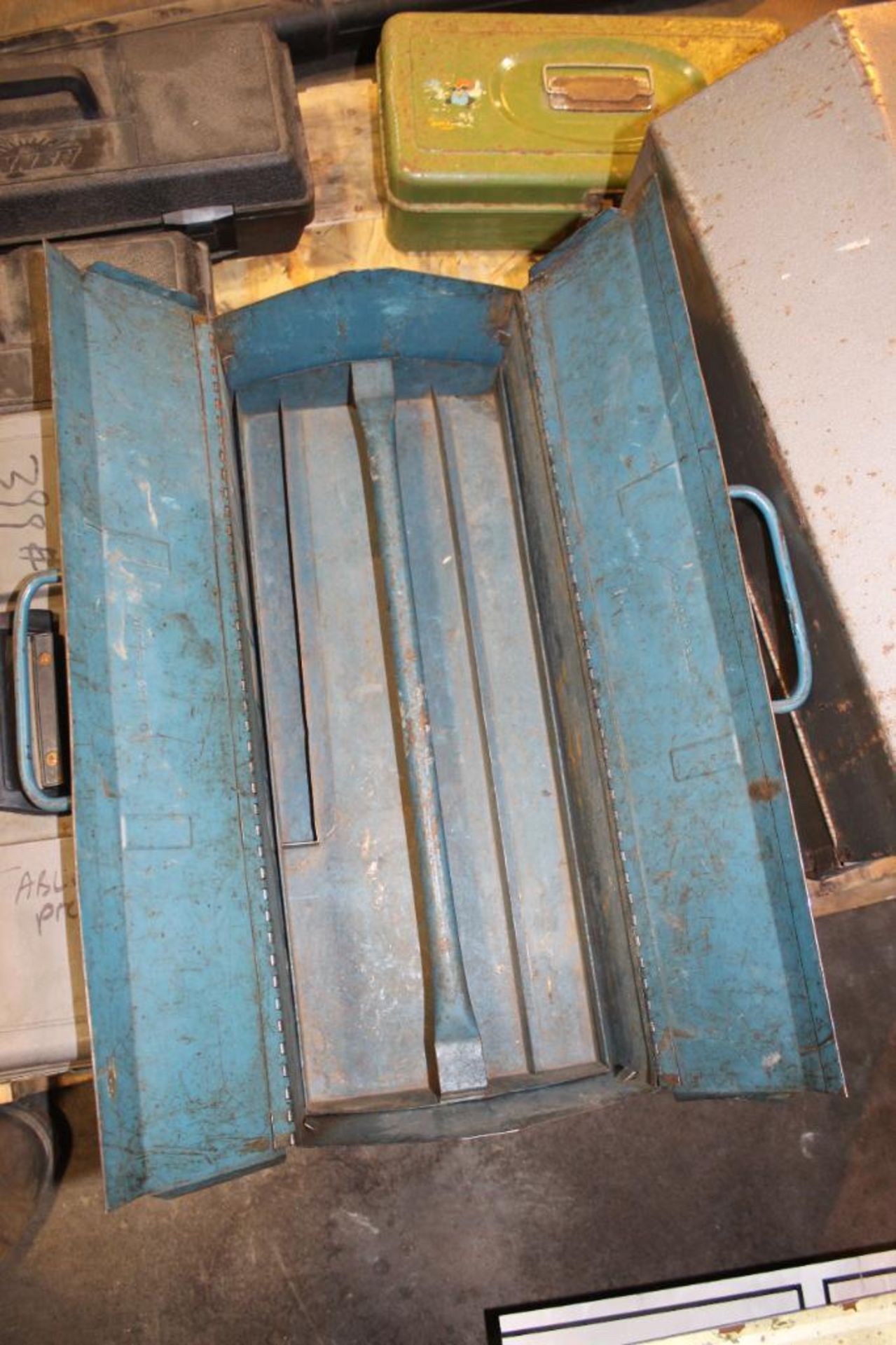 Lot of (5) Plastic and (3) Metal Tool Boxes - Image 6 of 9