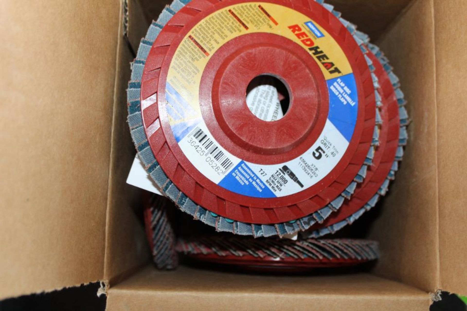 Lot of (3) Boxes (25 Total) Norton Red Heat and Blaze Flap Discs - Bild 3 aus 8