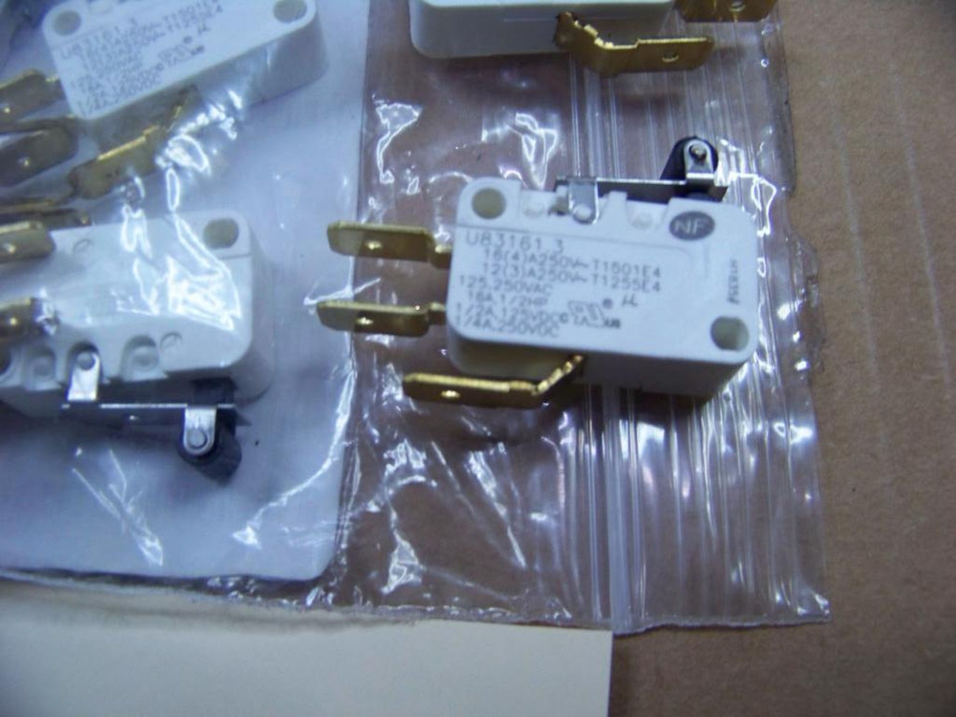 19 - CROUZET MICRO SWITCHES, # 8316-3221 - Image 2 of 3