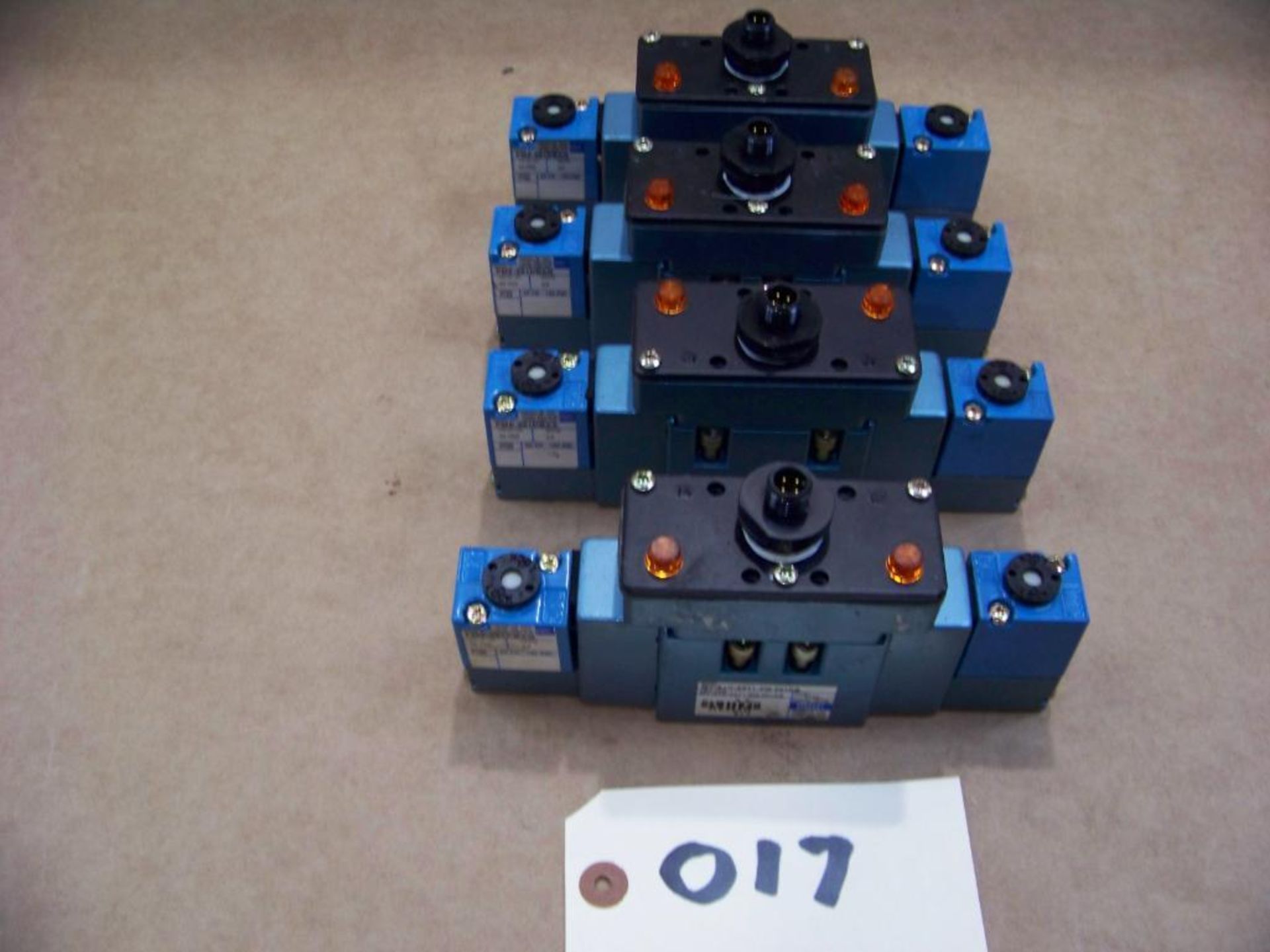 4 - MAC VALVES #MY-A1C-A211 WITH MPE 591 SOLENOIDS