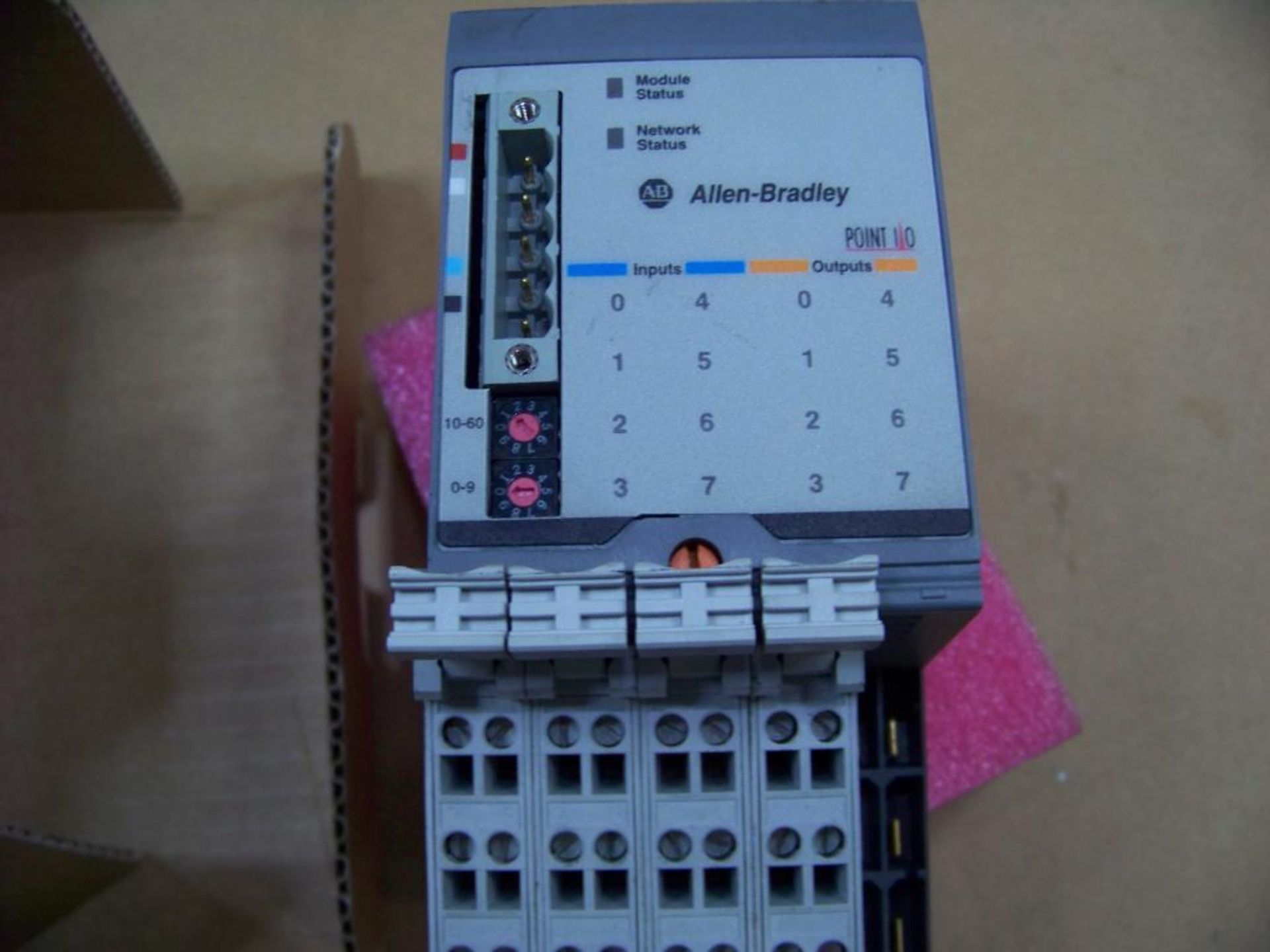 ALLEN BRADLEY I/O RELAY MODULE, # 1734DIB8X0W8 - Image 2 of 3