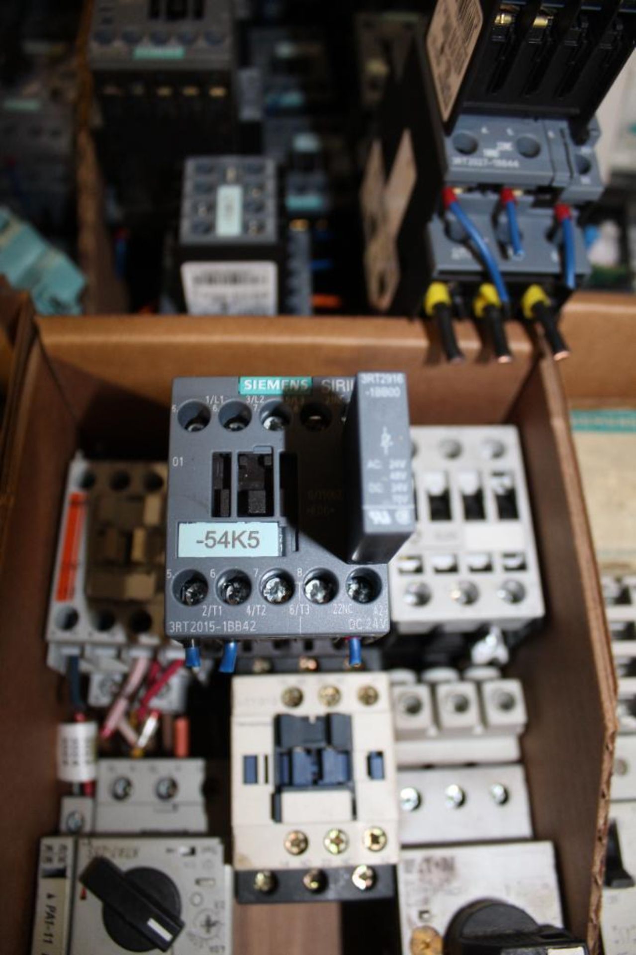 Lot of Siemens Sirius, Cutler Hammer, Dayton, Schneider Electric, ABB Switchline Circuit Breakers - Image 5 of 10