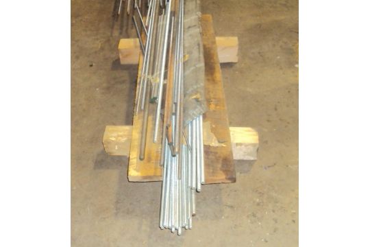 Lot of Long Threaded Rod - Image 3 of 5