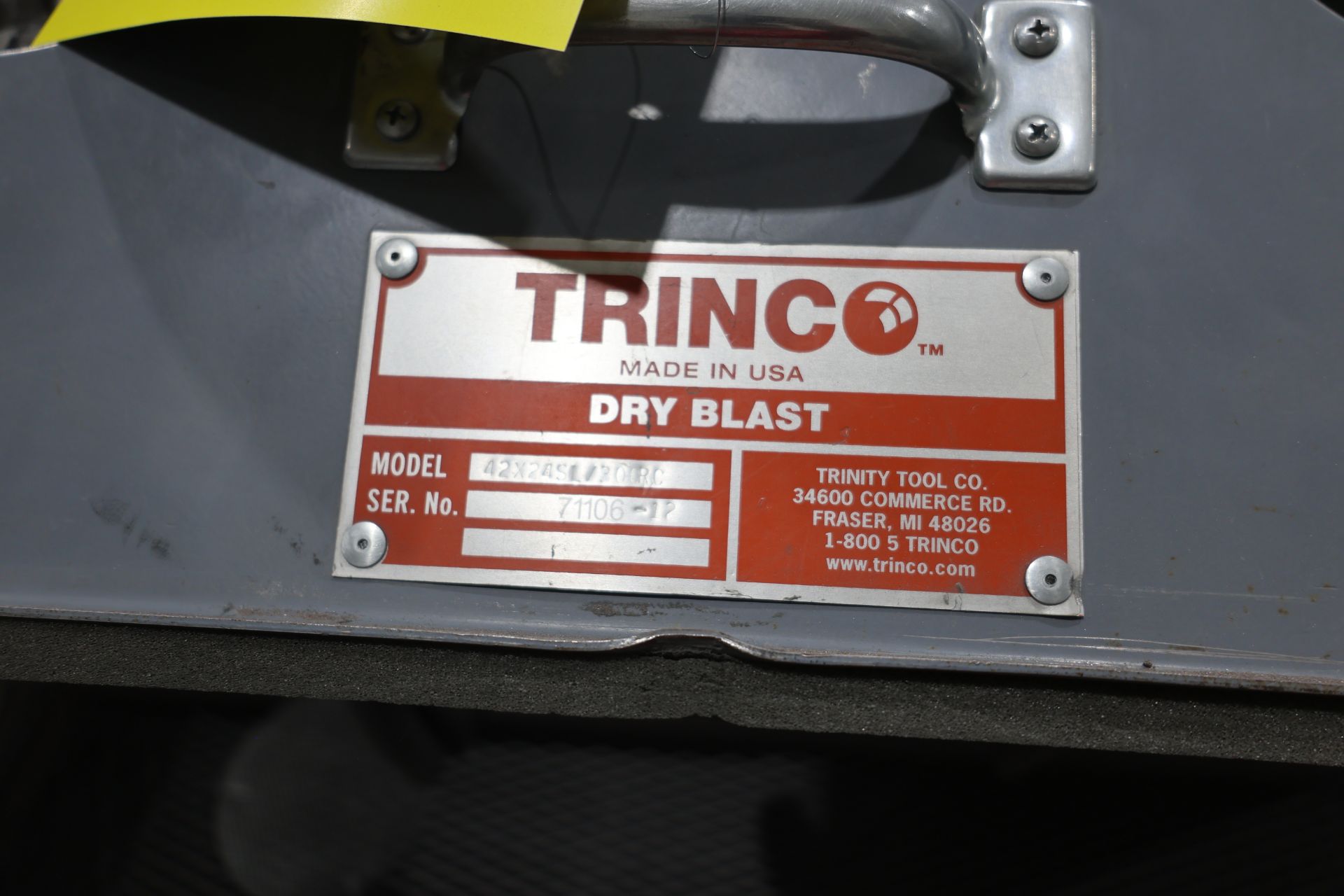 Trinco Dry Blast Cabinet - Image 2 of 2