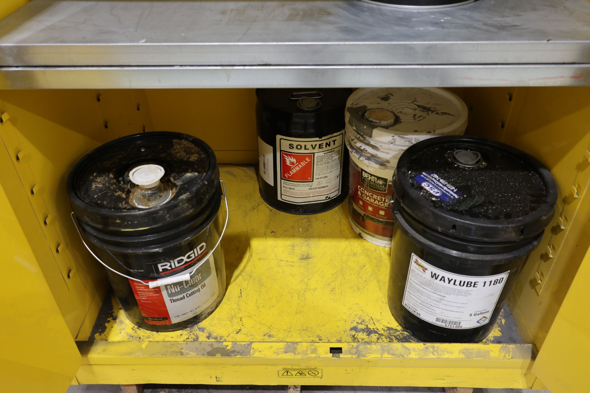 Flammable Liquid Storage Cabinet and contents - Image 4 of 4