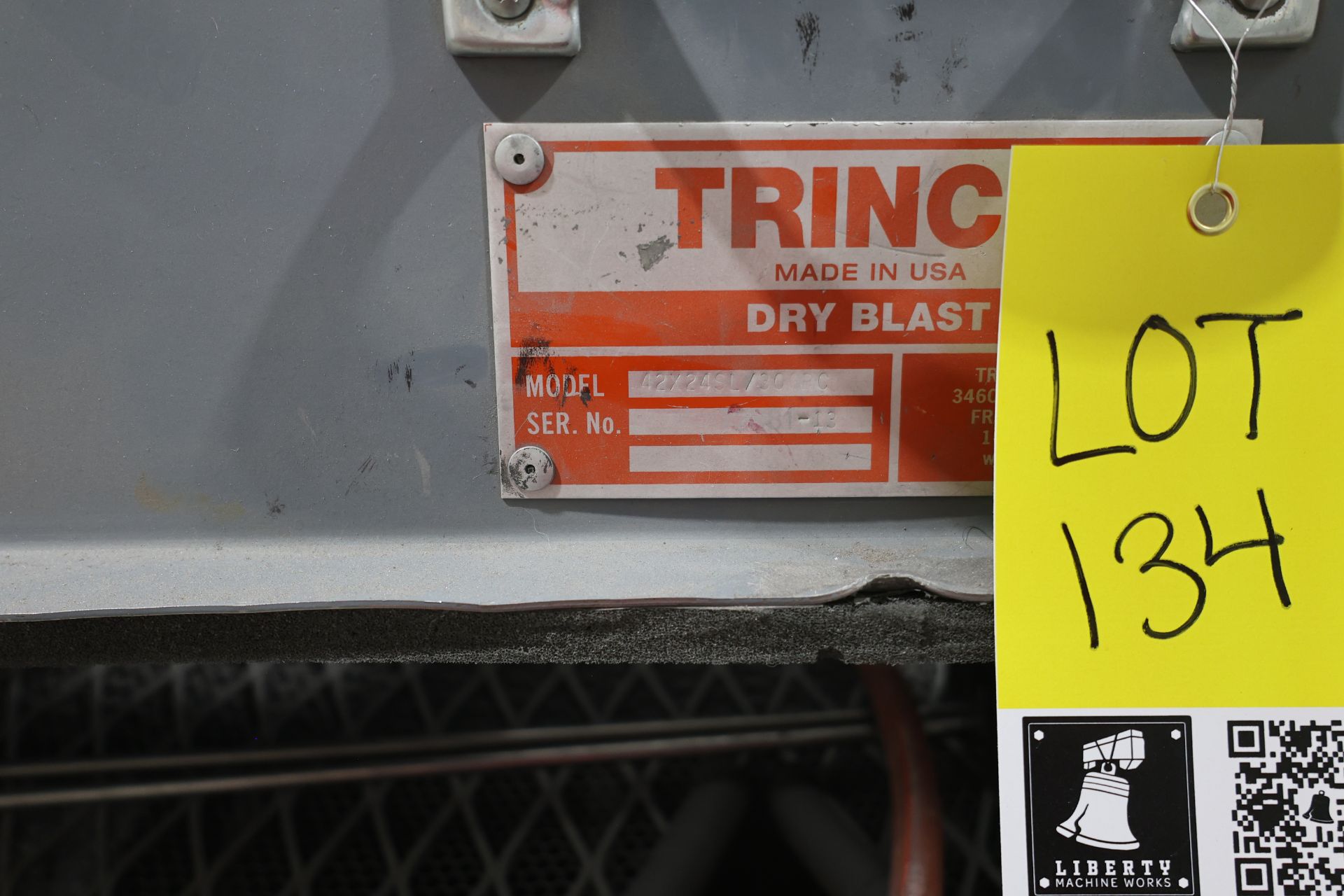 Trinco Dry Blast Cabinet - Image 2 of 2