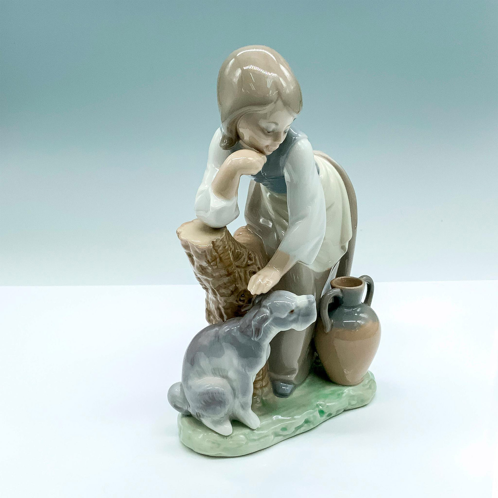 Caress And Rest 1001246 - Lladro Porcelain Figurine - Image 3 of 4