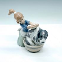 Bashful Bather 1005455 - Lladro Porcelain Figurine