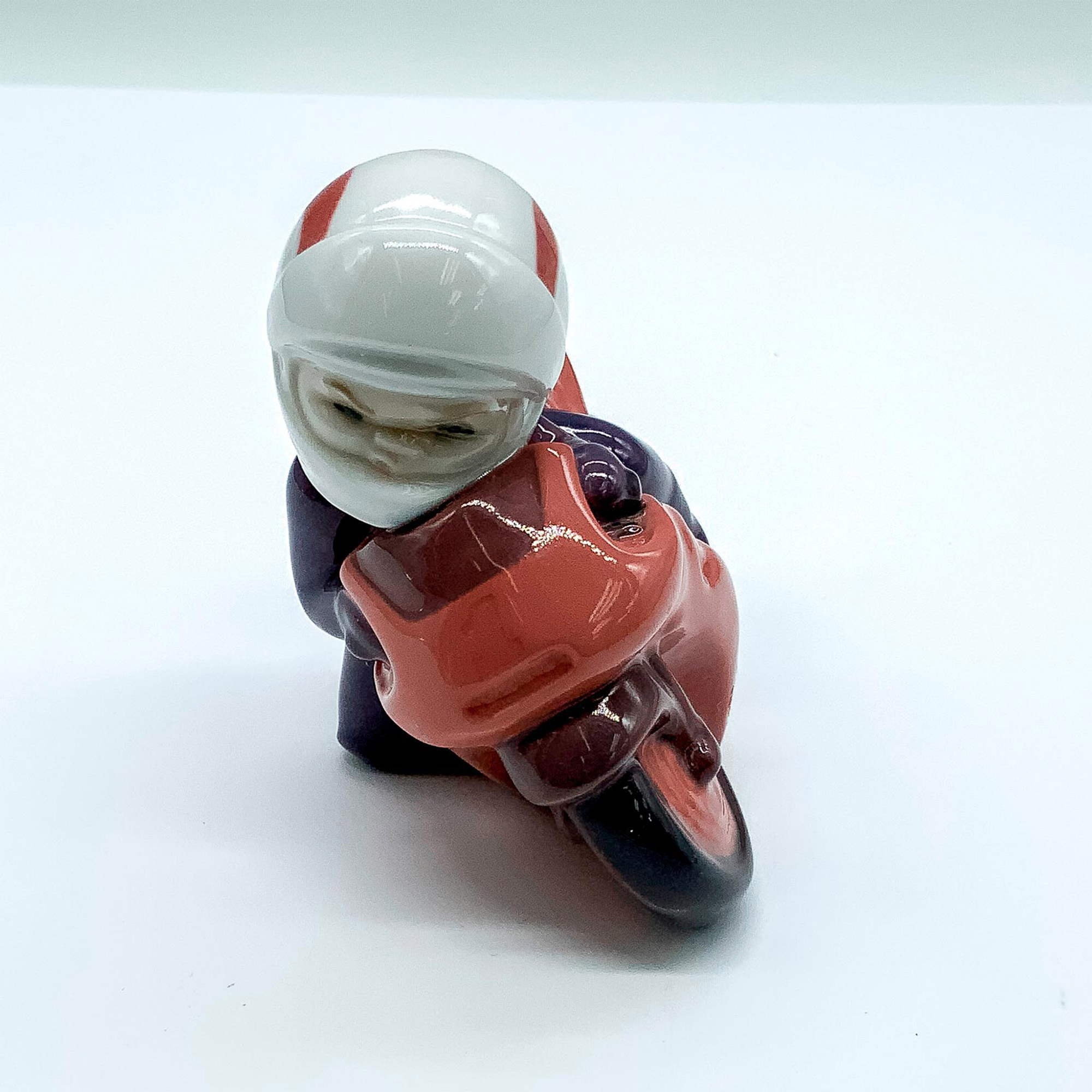 Nao by Lladro Porcelain Figurine, At Full Throttle - Image 3 of 5