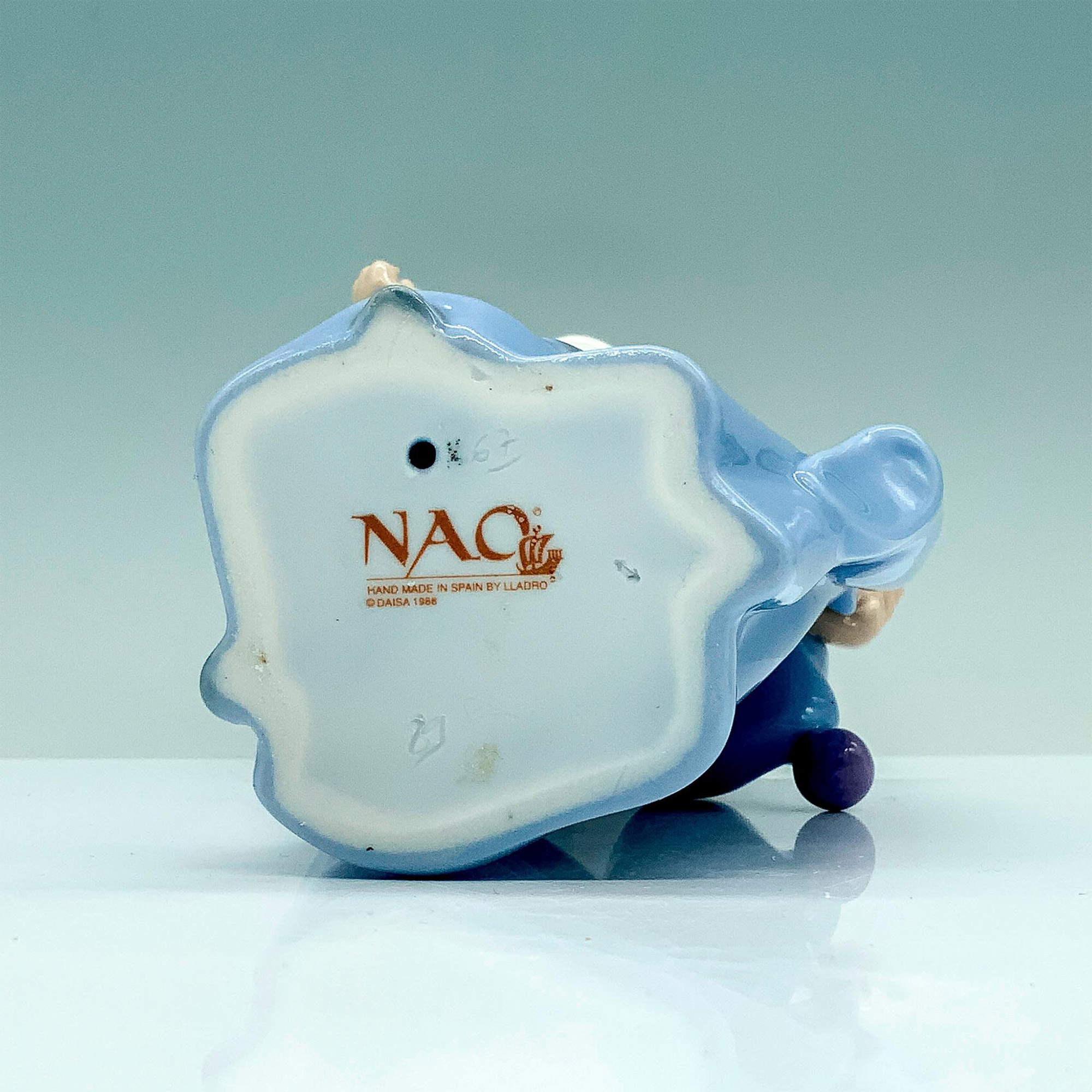 Nao by Lladro Porcelain Figure, Circus Dreamer 1094 - Image 3 of 3