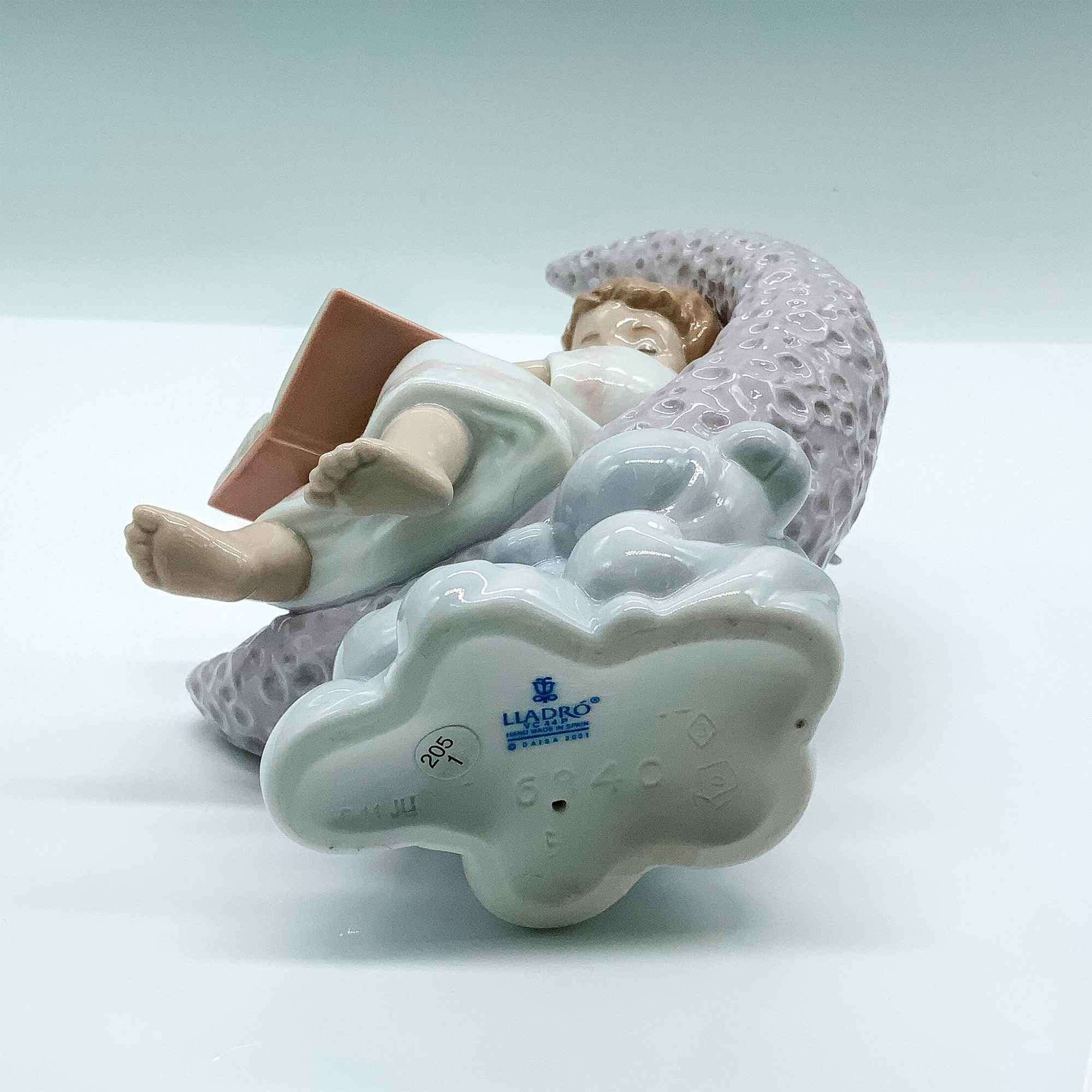 Dreaming Of The Stars 1006840 - Lladro Porcelain Figurine - Image 4 of 4