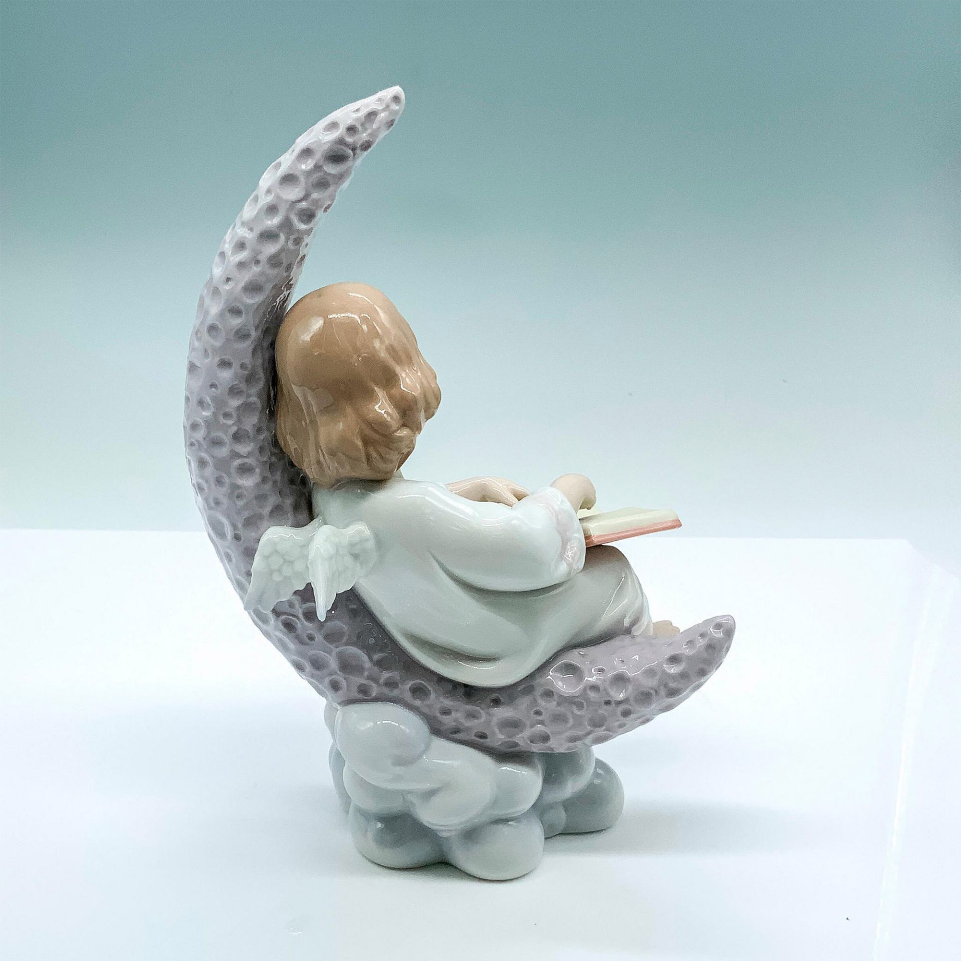 Dreaming Of The Stars 1006840 - Lladro Porcelain Figurine - Image 2 of 4