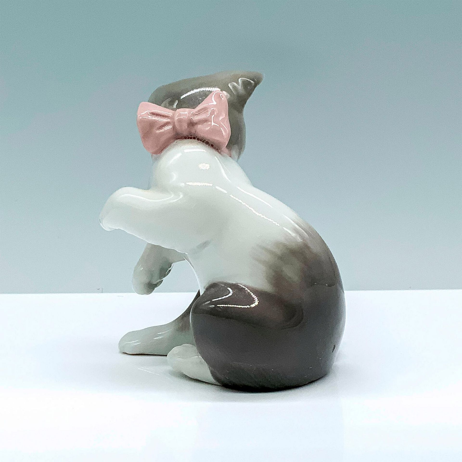 Cat And Mouse 1005236 - Lladro Porcelain Figurine - Image 2 of 3