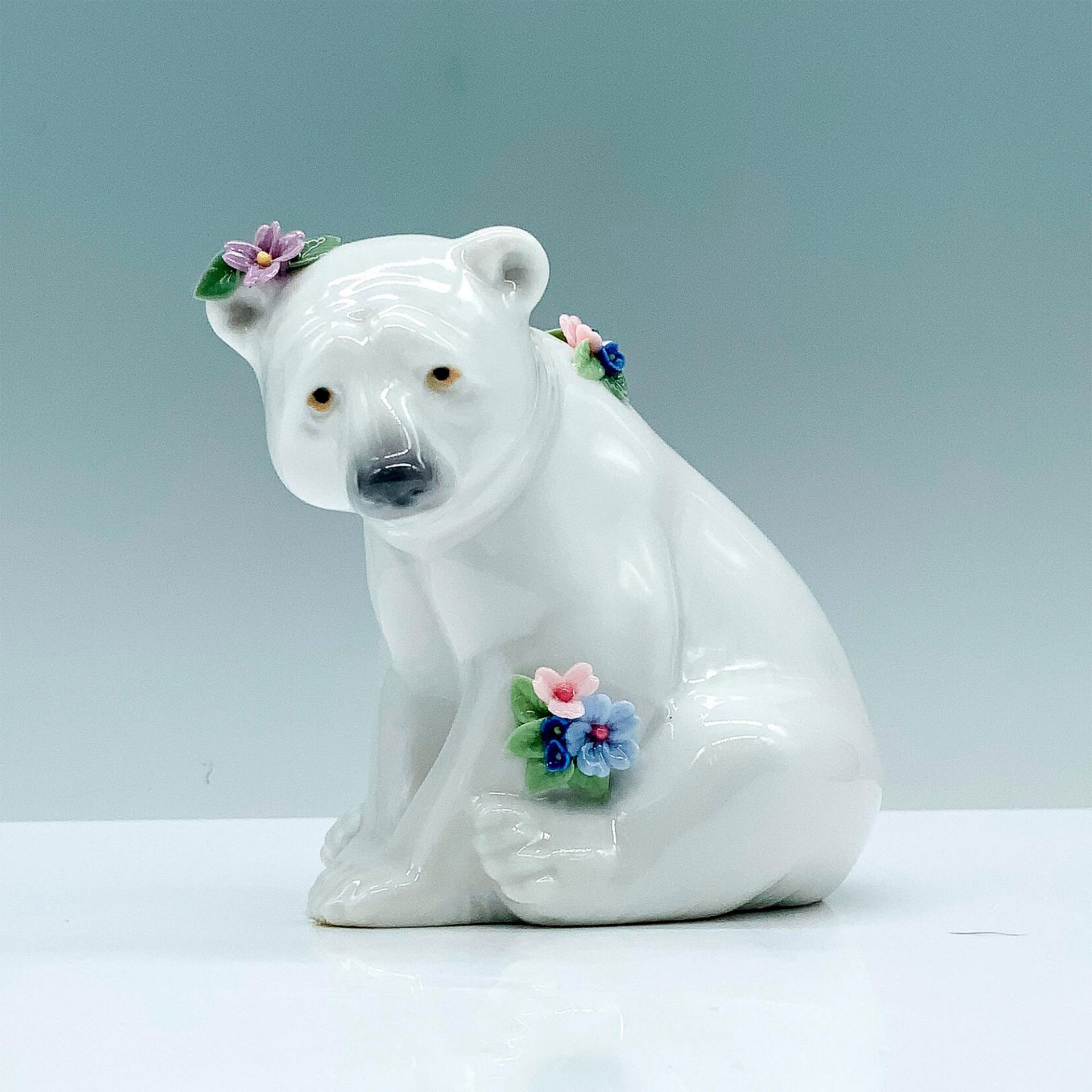 Polar Bear Seated With Flowers 1006356 - Lladro Porcelain Figurine