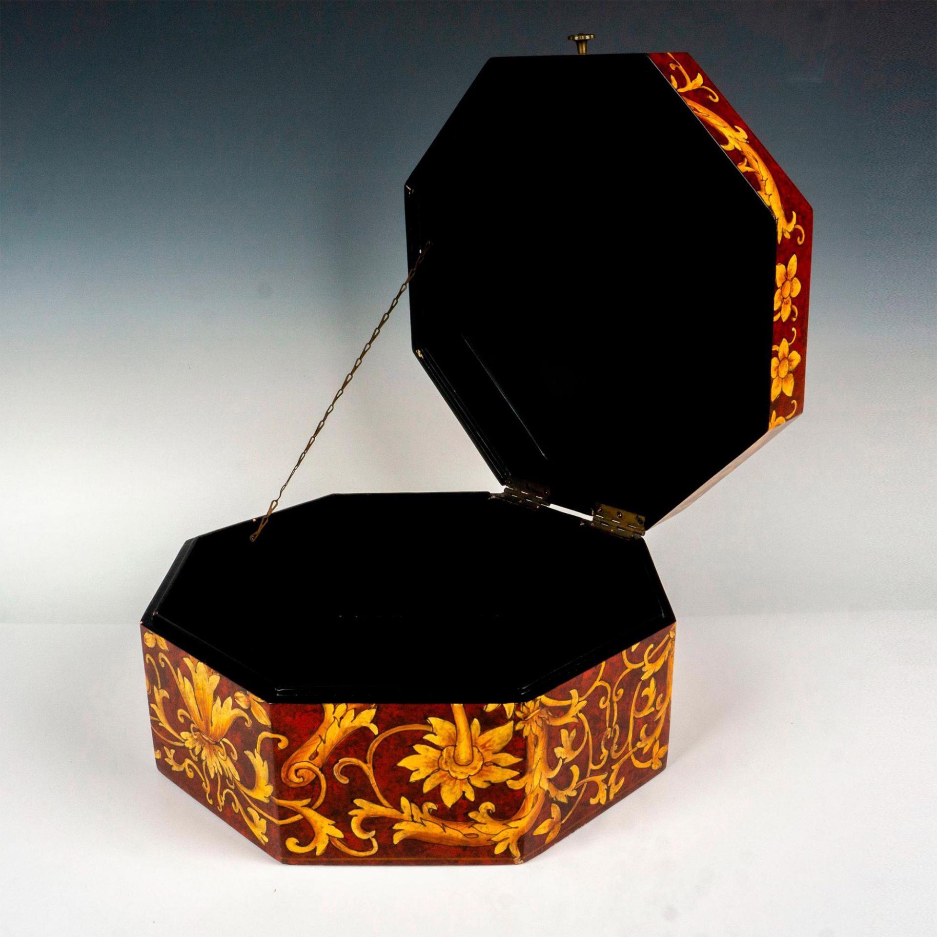 Garcia Imports Italian Style Octagonal Lacquer Box - Image 3 of 4
