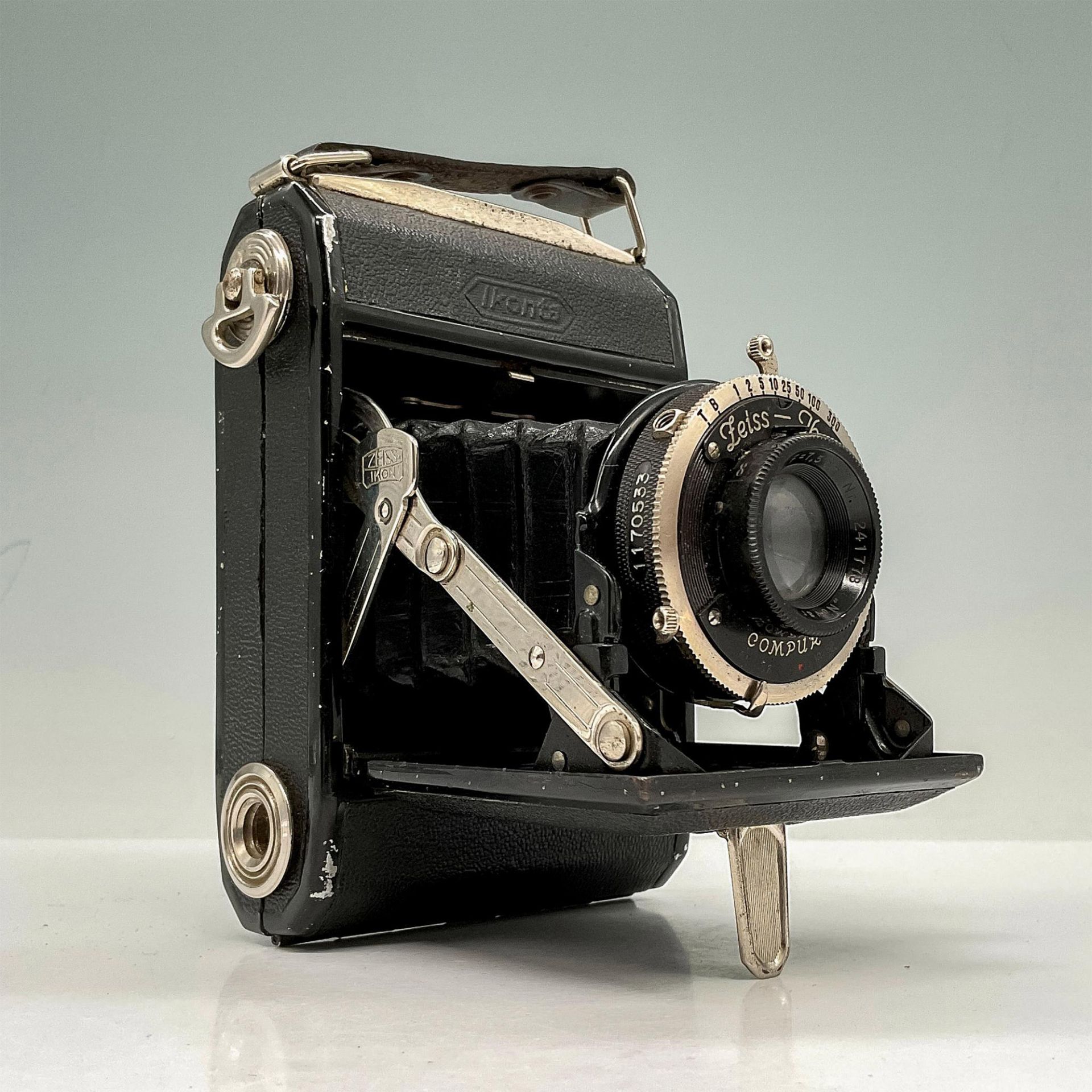 Zeiss Ikon Ikonta Folding Camera
