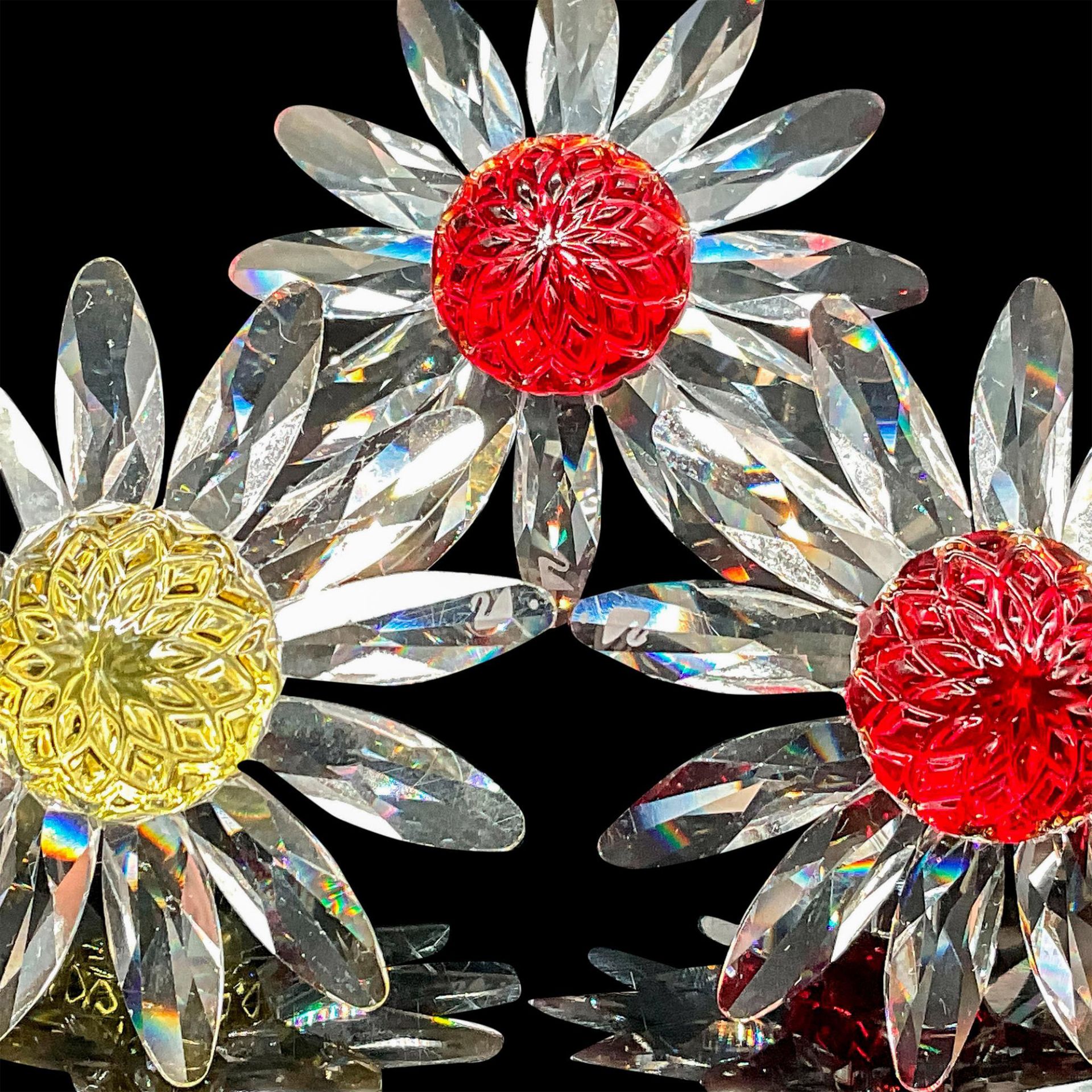 3pc Swarovski Crystal Figurines, SCS Marguerite - Image 3 of 3