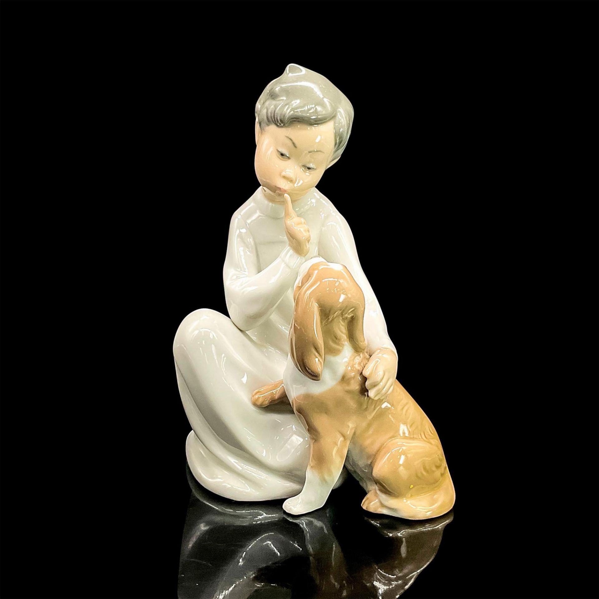 Boy With Dog 1004522 - Lladro Porcelain Figurine