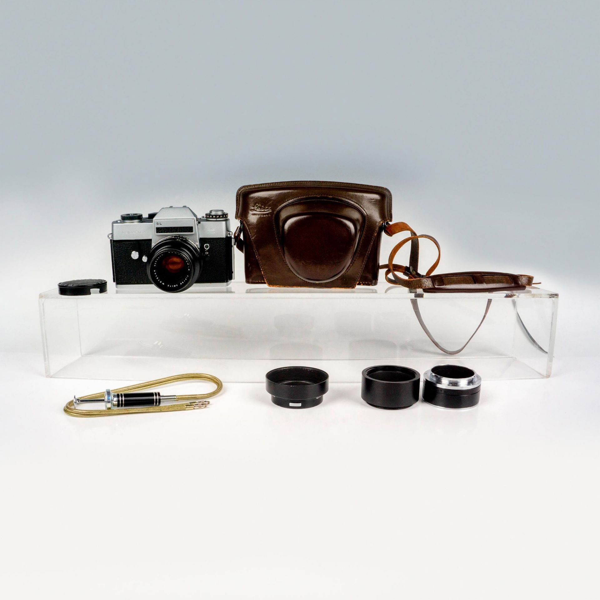 Leica Leicaflex SL Camera, Summicron-R 1;2 Lens, Accessories