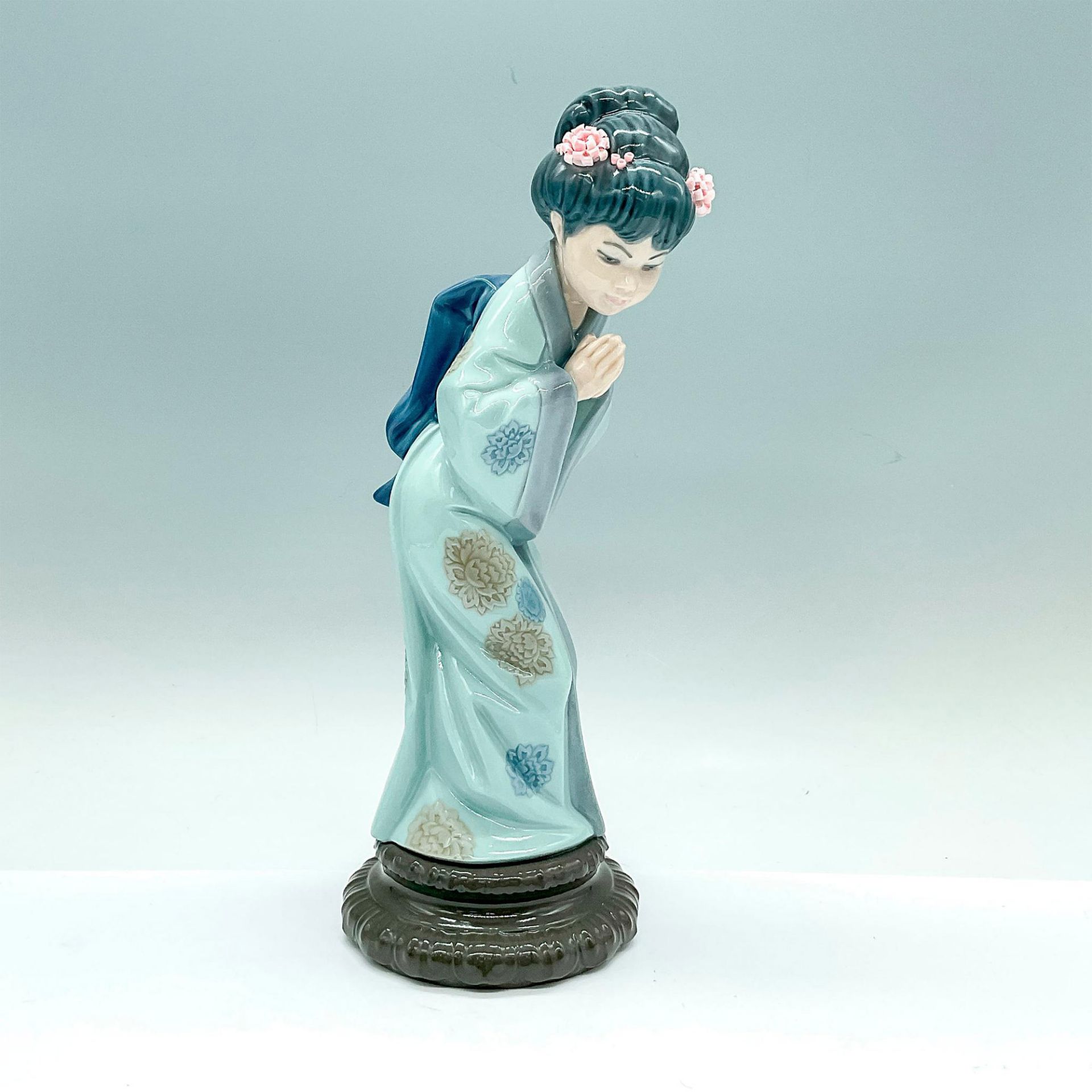 Sayonara 1004989 - Lladro Porcelain Figurine