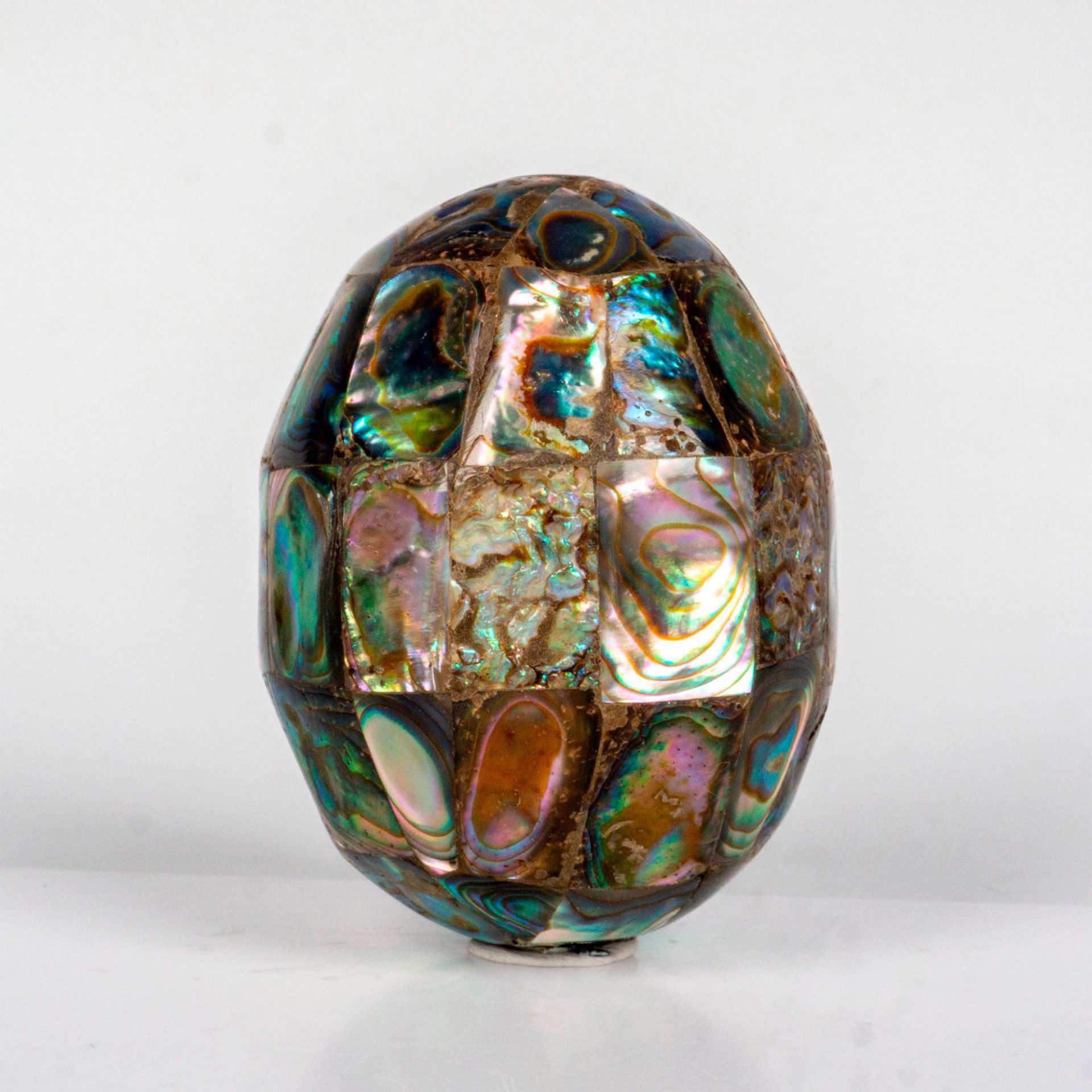 Abalone Inlay Shell Egg Figurine - Image 2 of 3