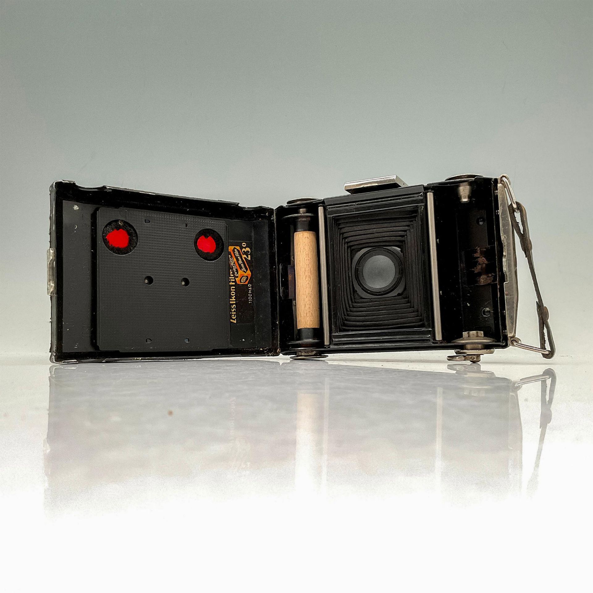 Zeiss Ikon Ikonta Folding Camera - Image 7 of 9