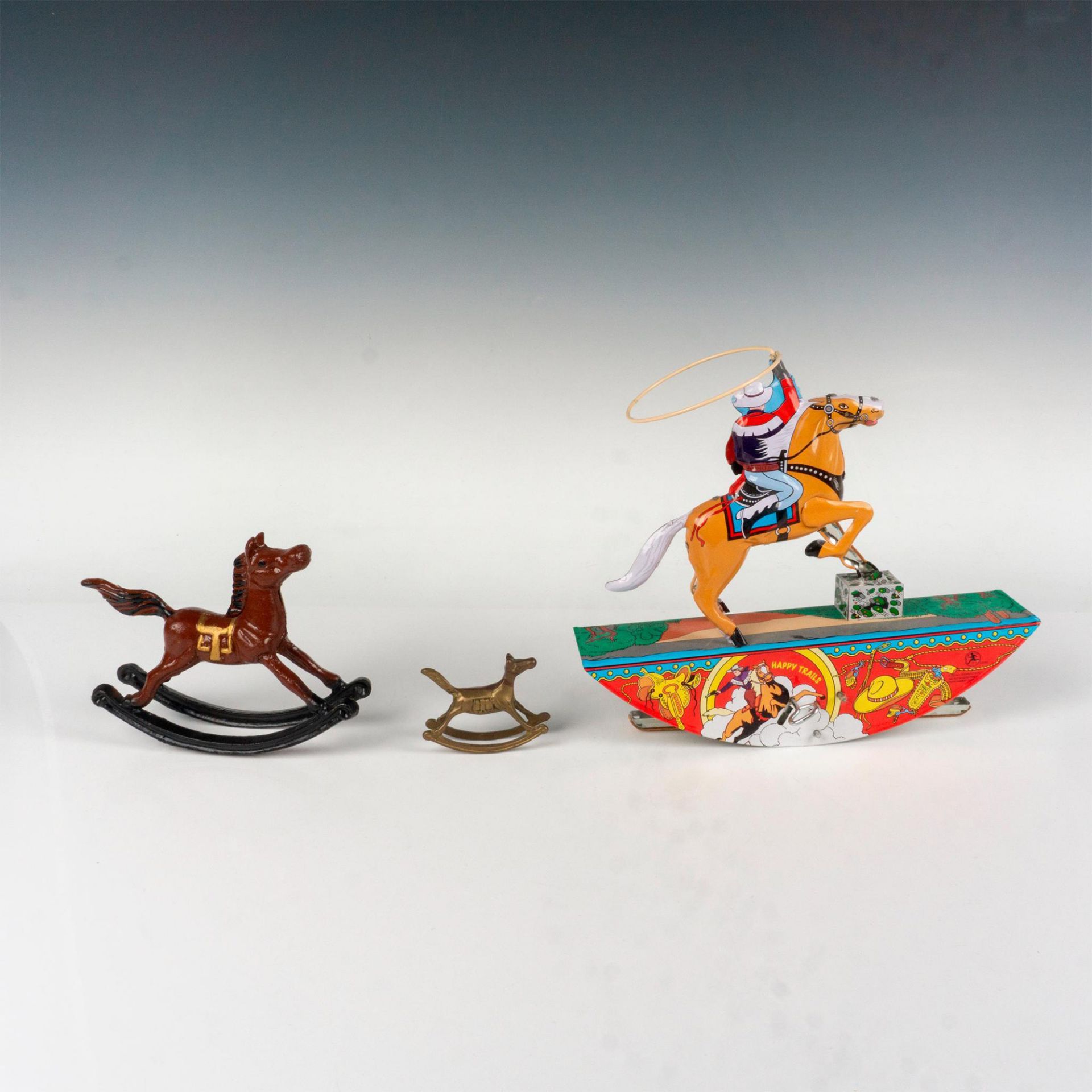 3pc Toy Horses, Roy Rogers w/Trigger & 2 Rocking Horses - Bild 2 aus 2