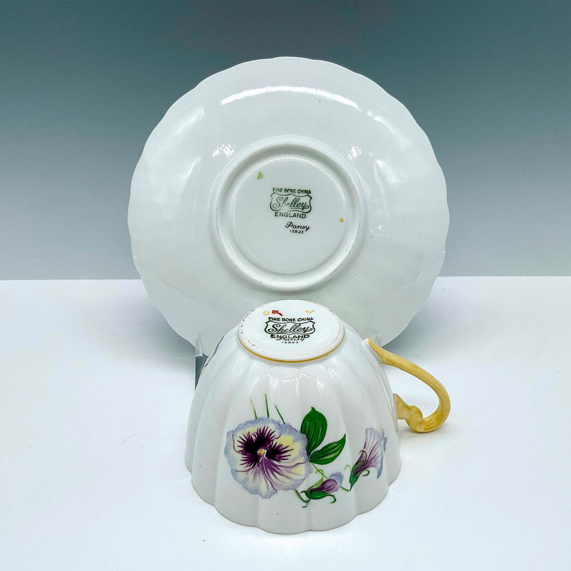 Shelley China Teacup and Saucer Set, Pansy - Image 3 of 3
