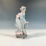 Mayumi 1001449 - Lladro Porcelain Figurine