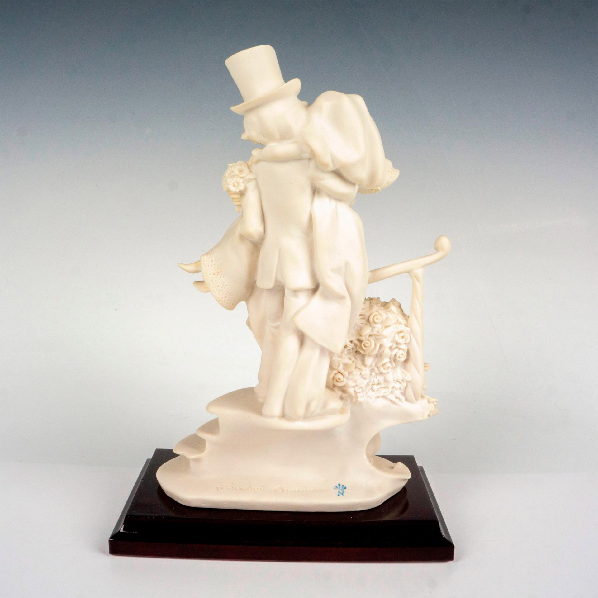 Florence Giuseppe Armani Figurine, Bride and Groom on Stairs - Bild 2 aus 3