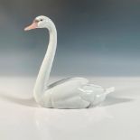 Graceful Swan 1005230 - Lladro Porcelain Figurine